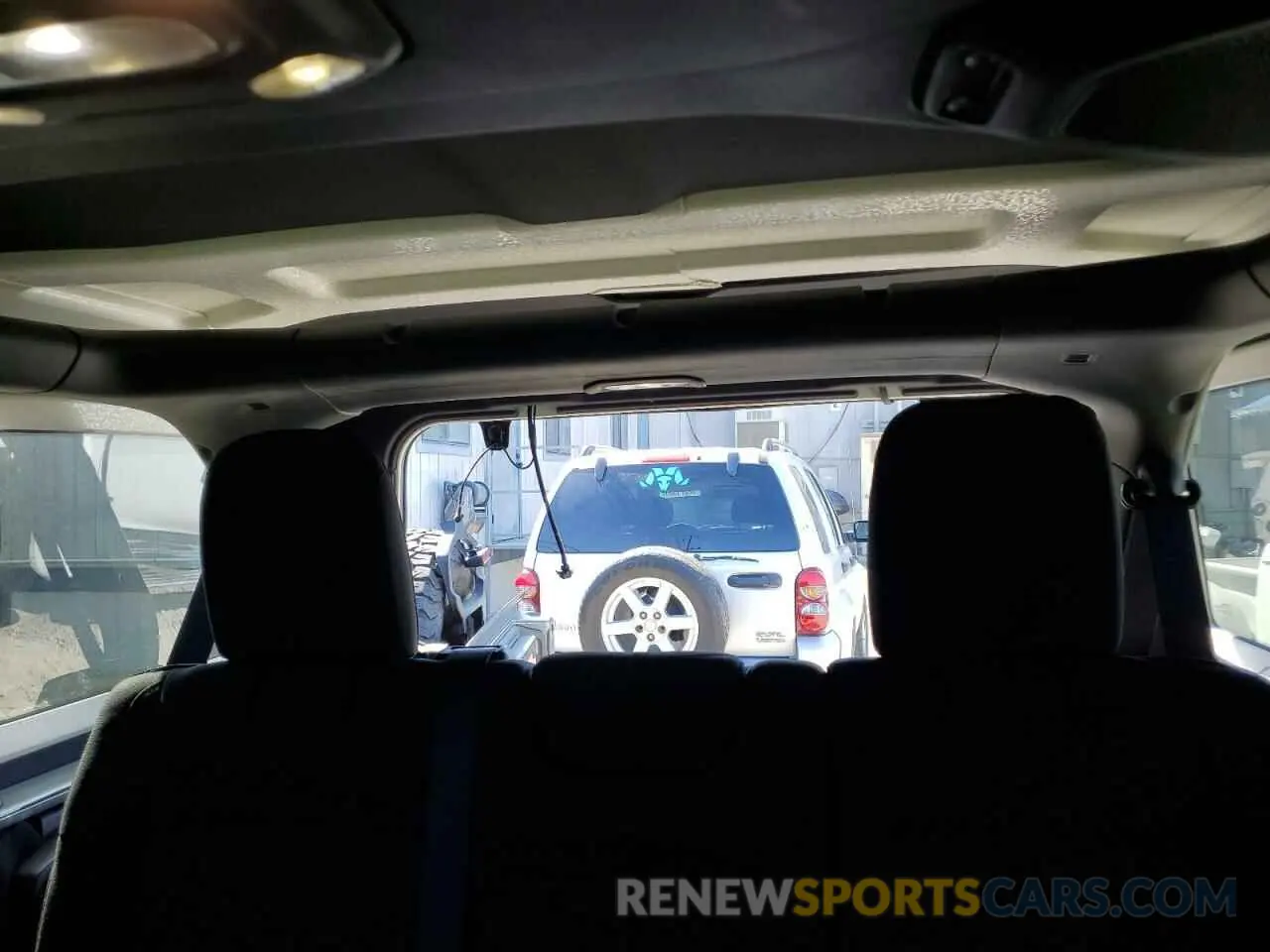 10 Фотография поврежденного автомобиля 1C4HJXFN1KW502477 JEEP WRANGLER 2019