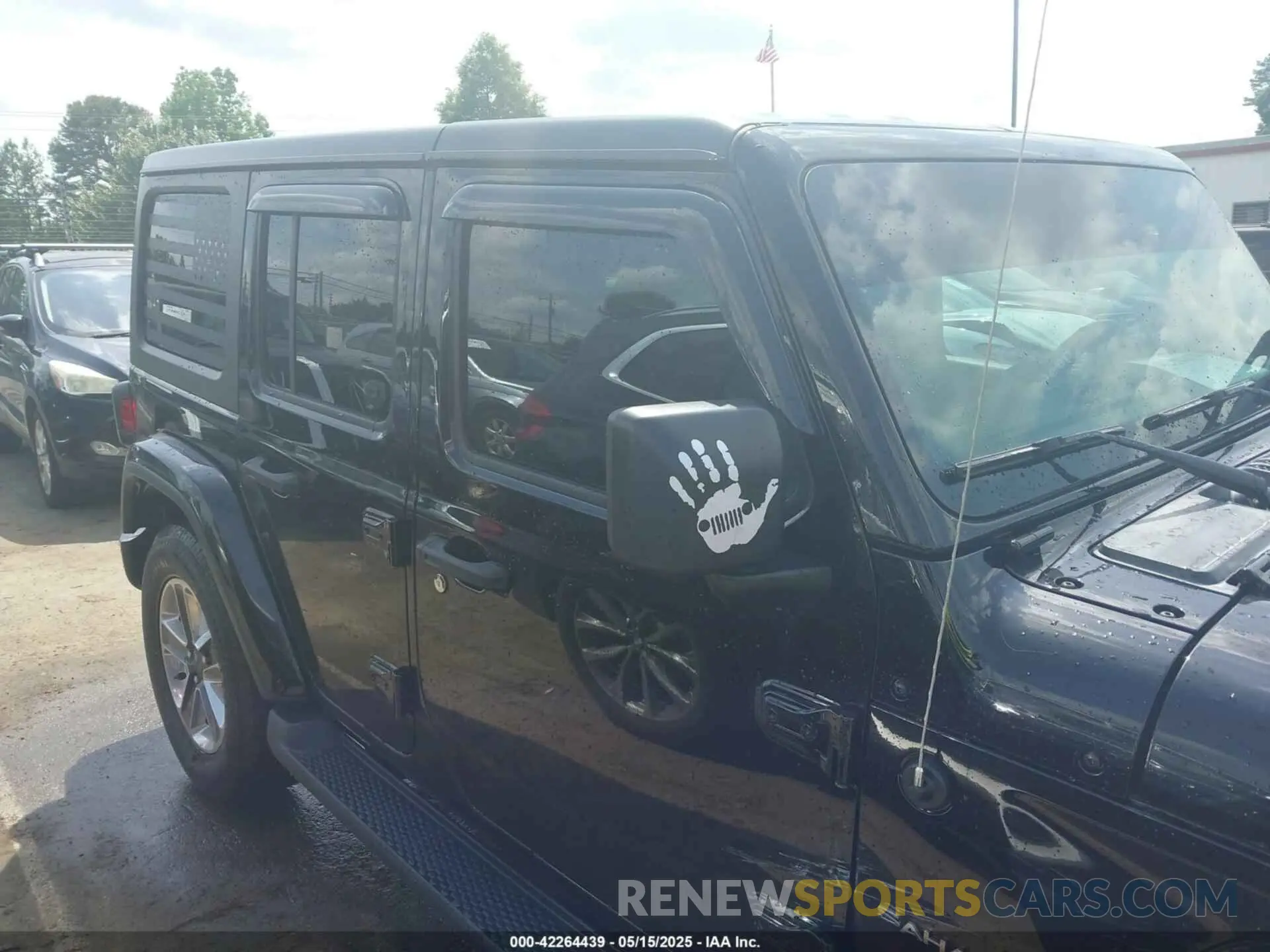 13 Фотография поврежденного автомобиля 1C48JXEGXLW253066 JEEP WRANGLER 2020