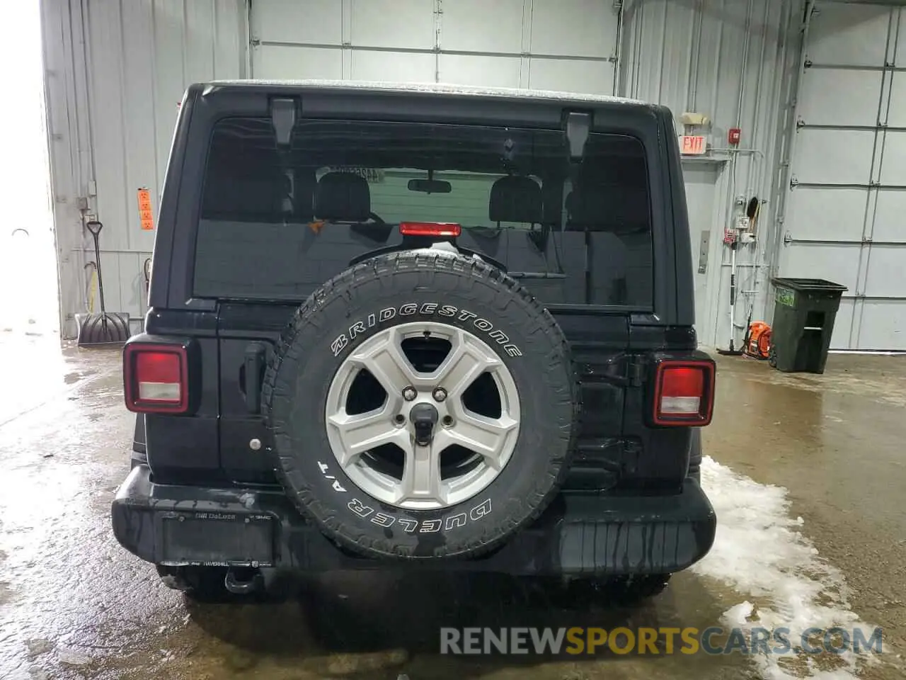 6 Photograph of a damaged car 1C4GJXAN0LW131400 JEEP WRANGLER 2020