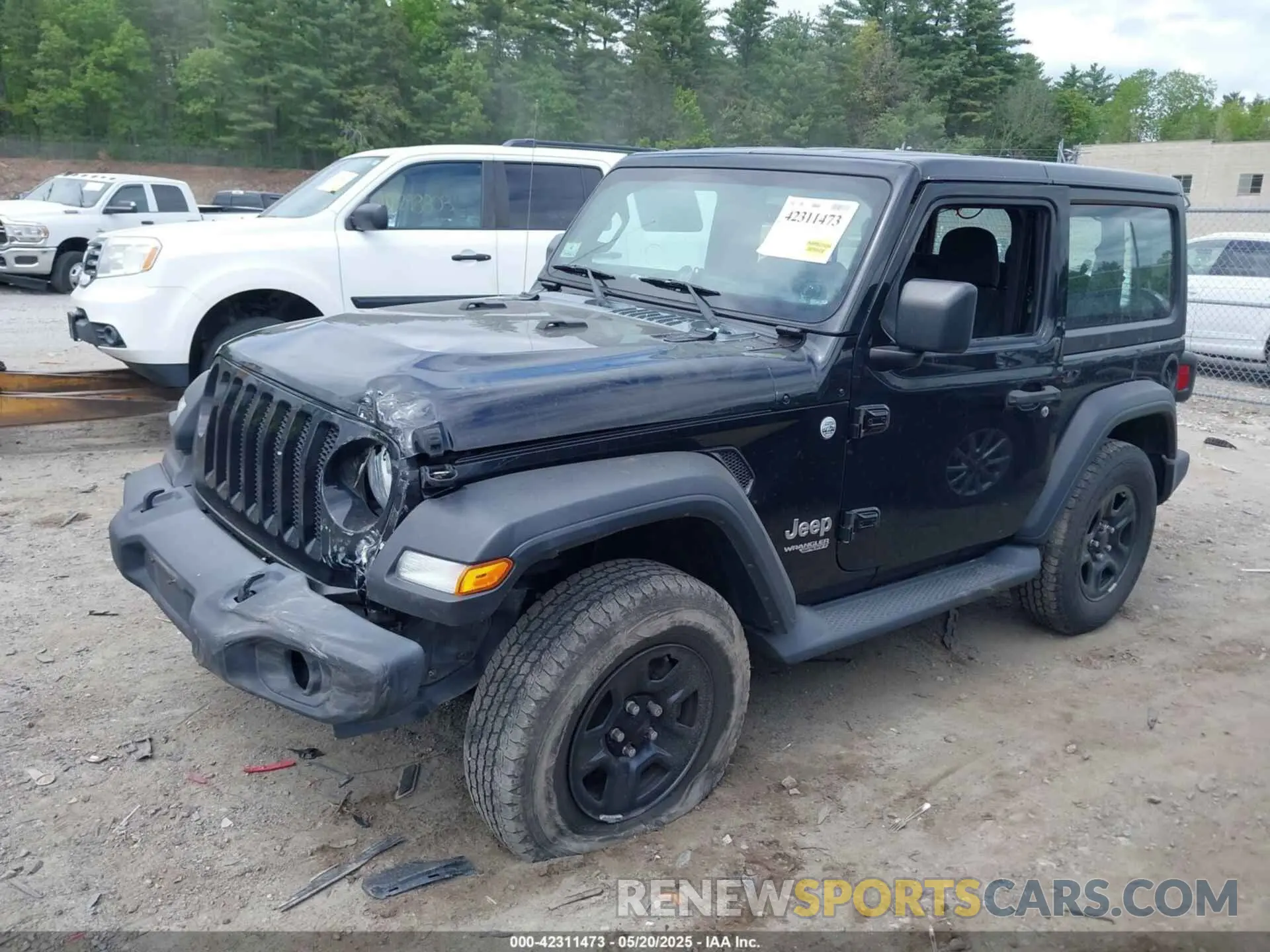2 Фотография поврежденного автомобиля 1C4GJXAN3LW131357 JEEP WRANGLER 2020