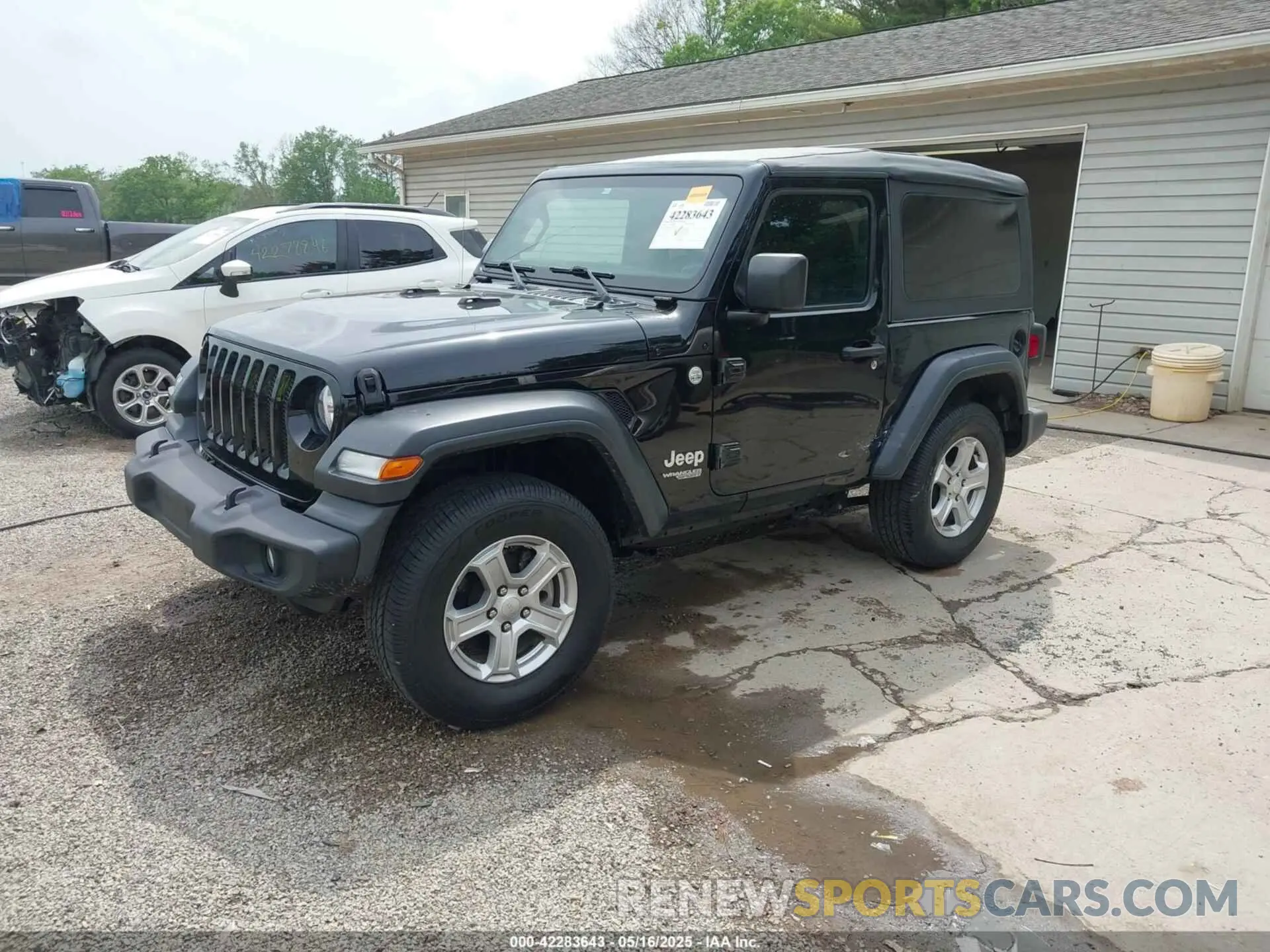 2 Photograph of a damaged car 1C4GJXAN6LW346800 JEEP WRANGLER 2020
