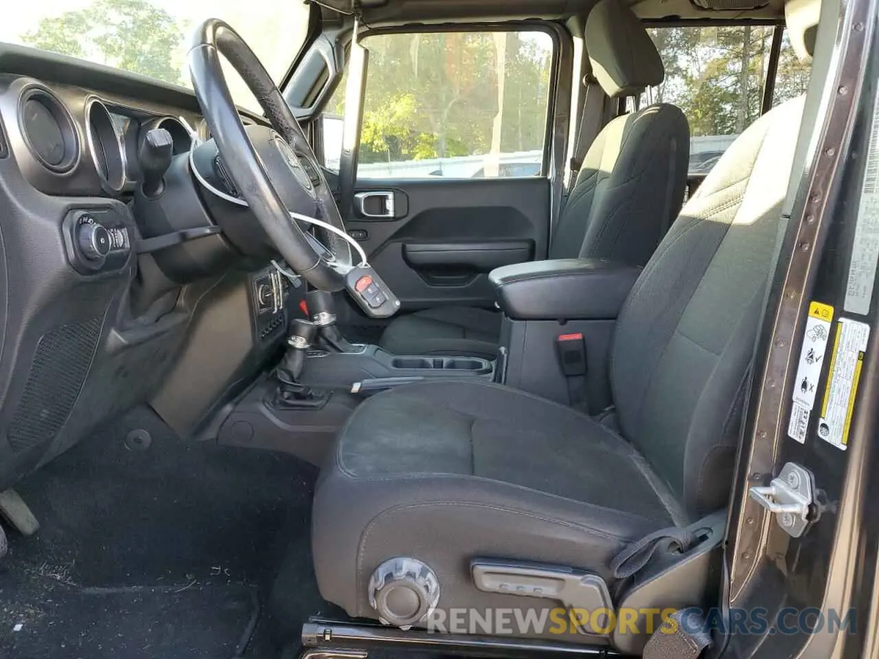 7 Photograph of a damaged car 1C4HJXDN6LW138707 JEEP WRANGLER 2020
