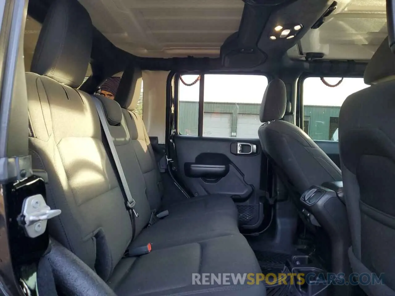 10 Photograph of a damaged car 1C4HJXDN6LW213518 JEEP WRANGLER 2020