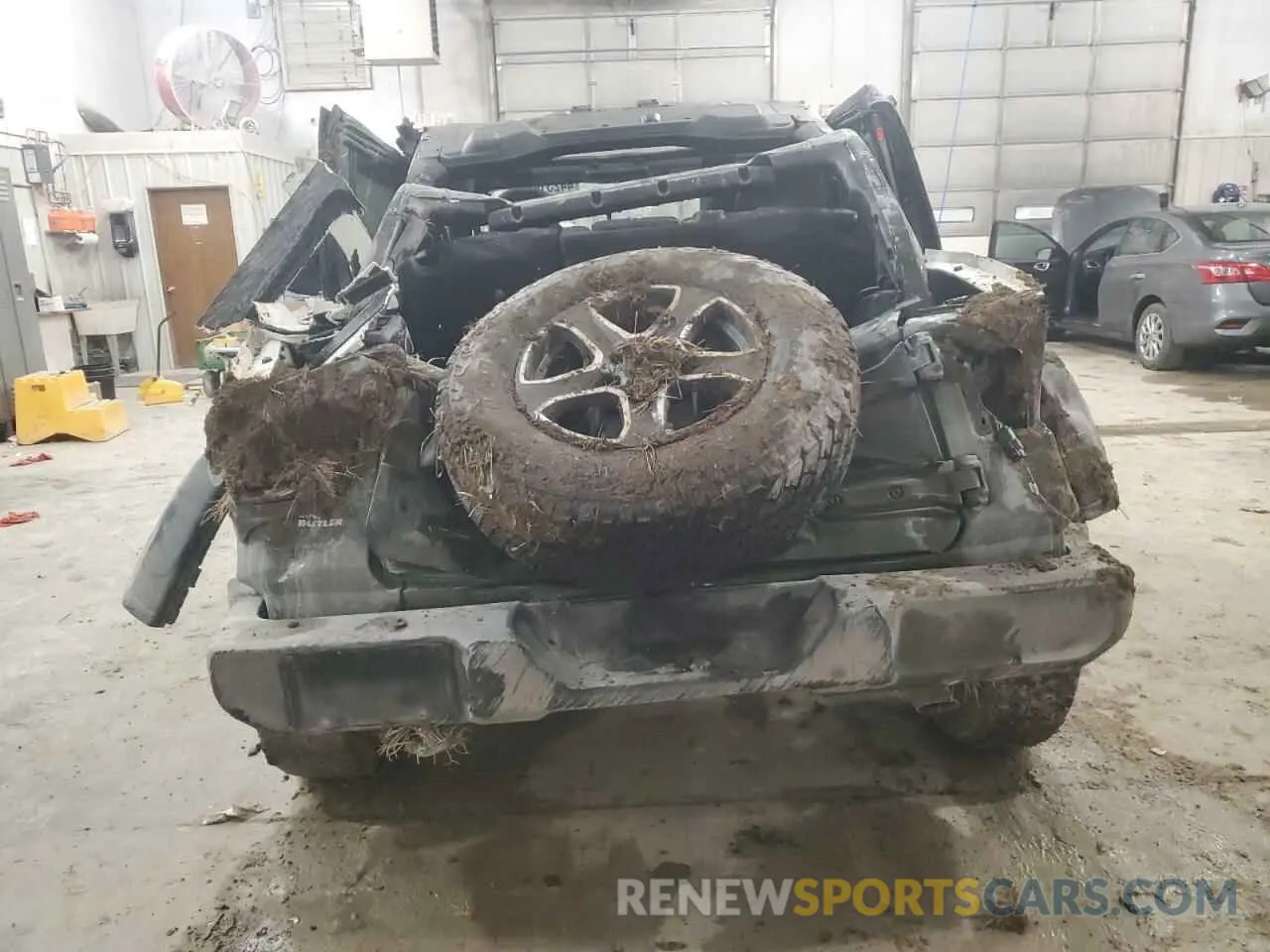 6 Photograph of a damaged car 1C4HJXDNXLW348906 JEEP WRANGLER 2020