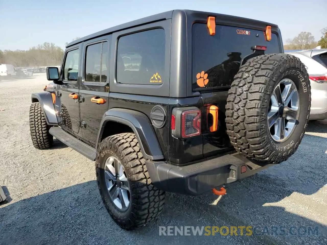 2 Photograph of a damaged car 1C4HJXEN2LW289705 JEEP WRANGLER 2020
