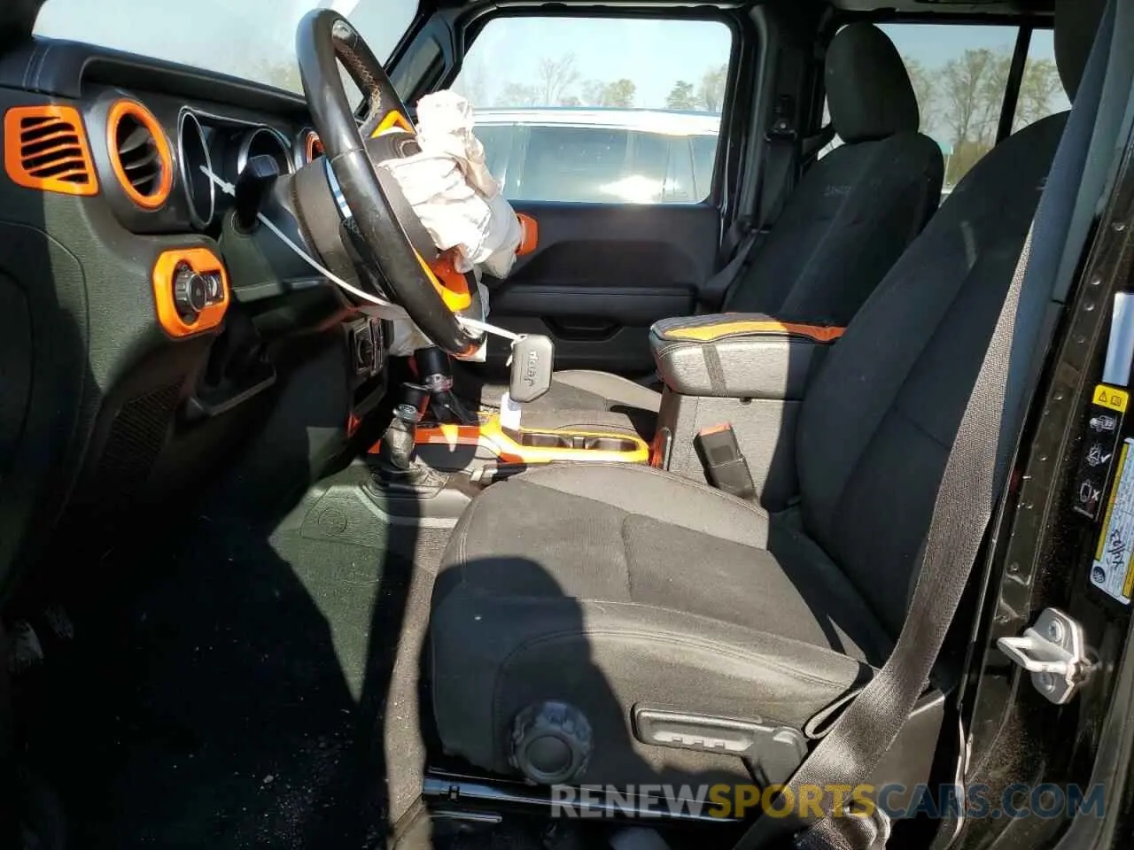 7 Photograph of a damaged car 1C4HJXEN2LW289705 JEEP WRANGLER 2020