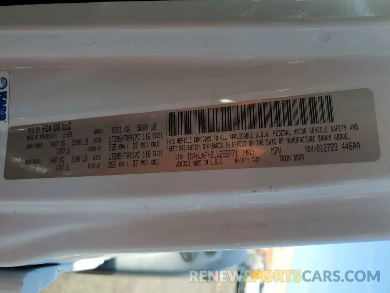 13 Photograph of a damaged car 1C4HJXFN2LW253771 JEEP WRANGLER 2020