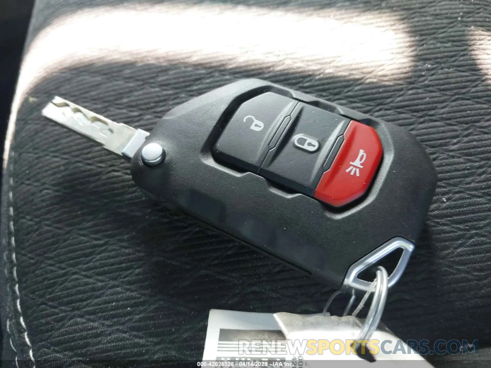 11 Фотография поврежденного автомобиля 1C4GJXAN7MW691190 JEEP WRANGLER 2021