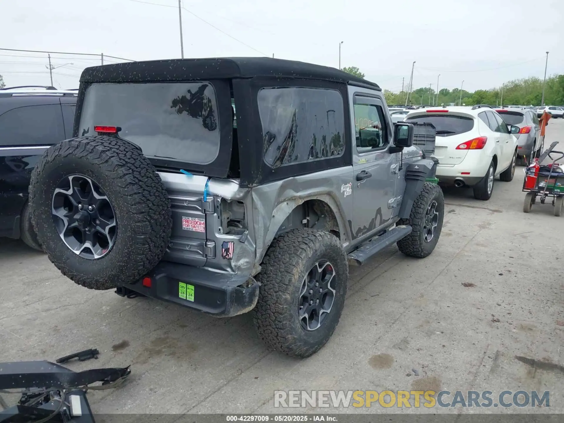 4 Photograph of a damaged car 1C4HJXAG4MW614802 JEEP WRANGLER 2021