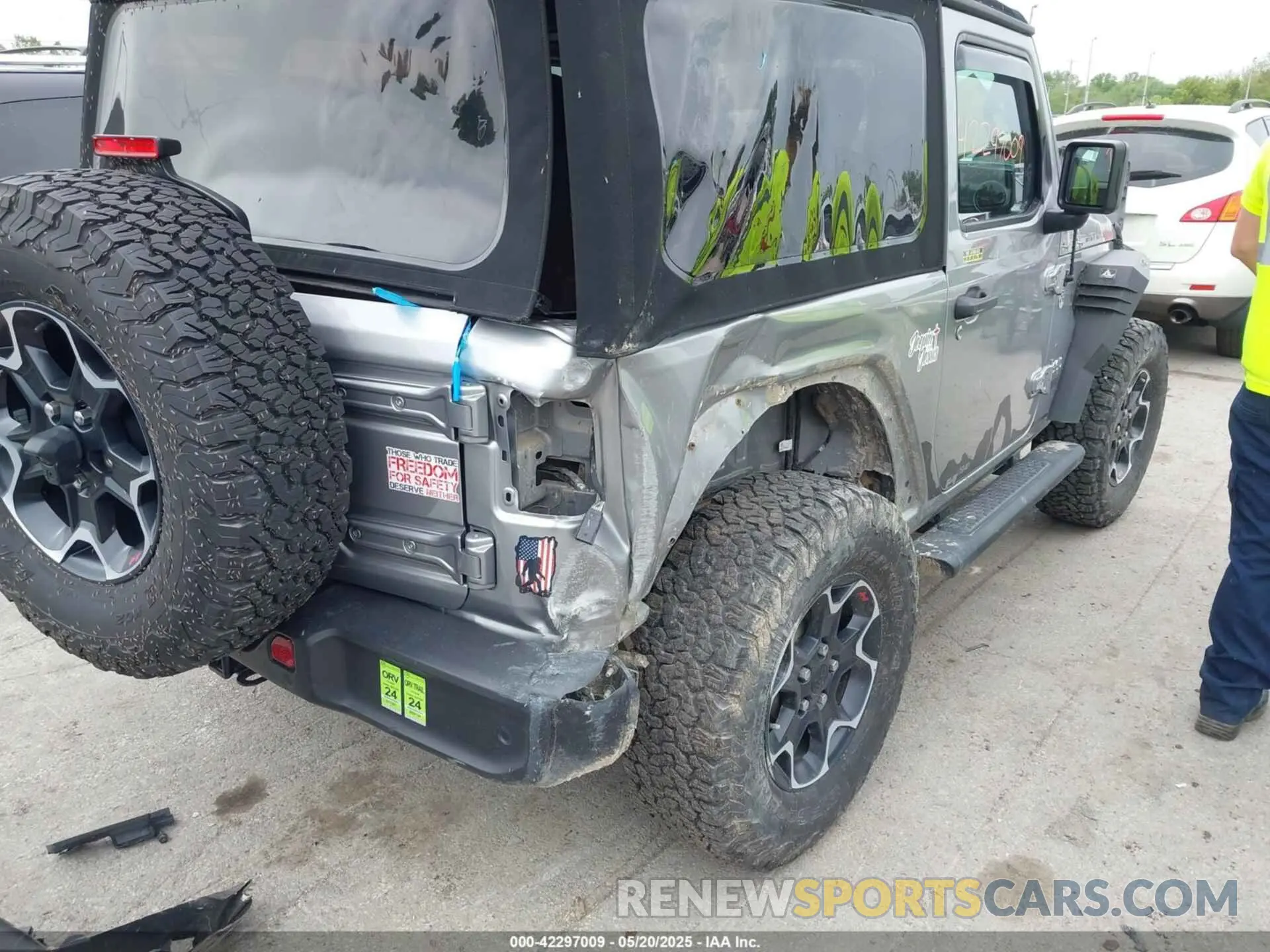6 Photograph of a damaged car 1C4HJXAG4MW614802 JEEP WRANGLER 2021
