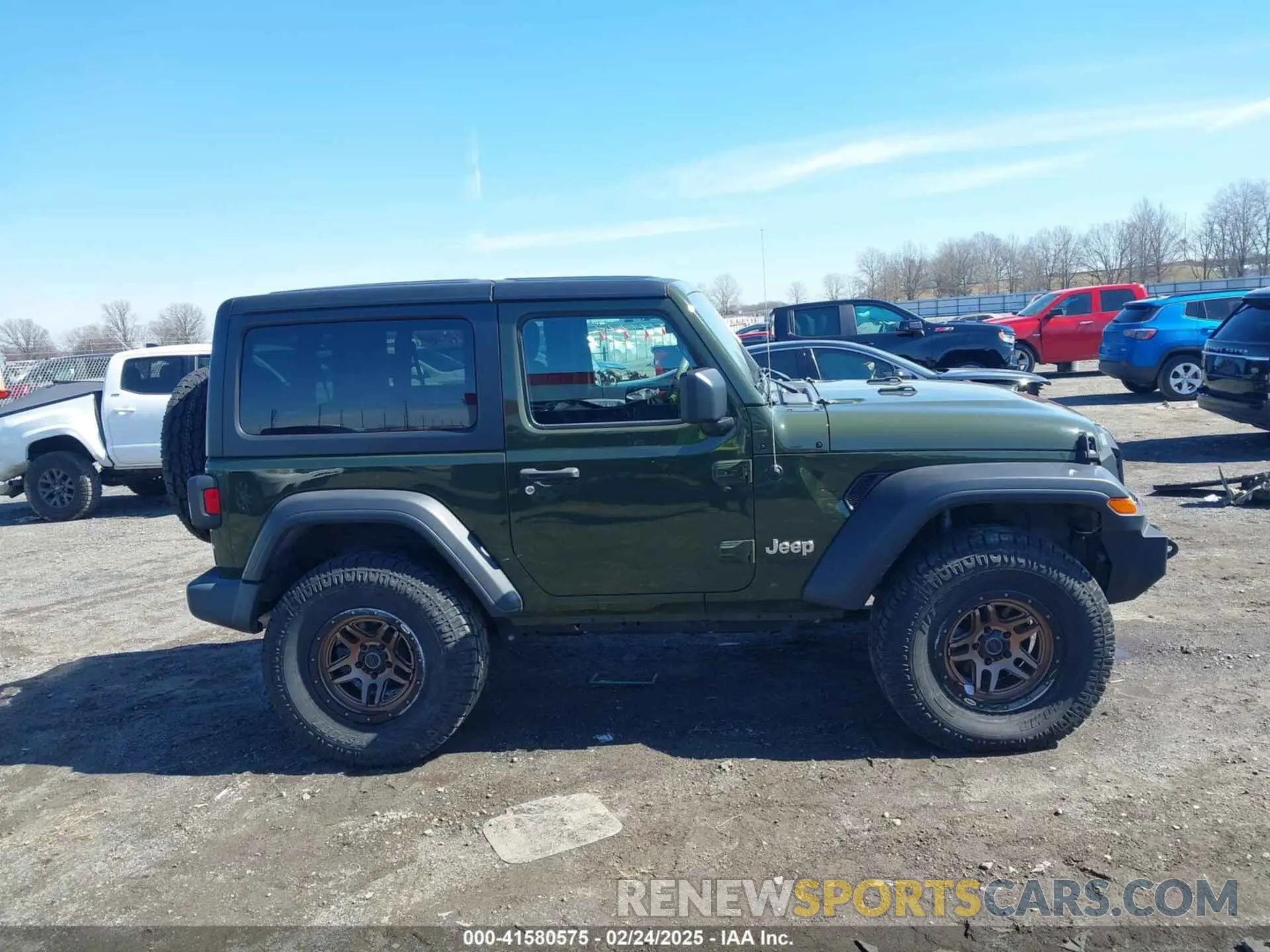 13 Фотография поврежденного автомобиля 1C4HJXAG4MW647038 JEEP WRANGLER 2021
