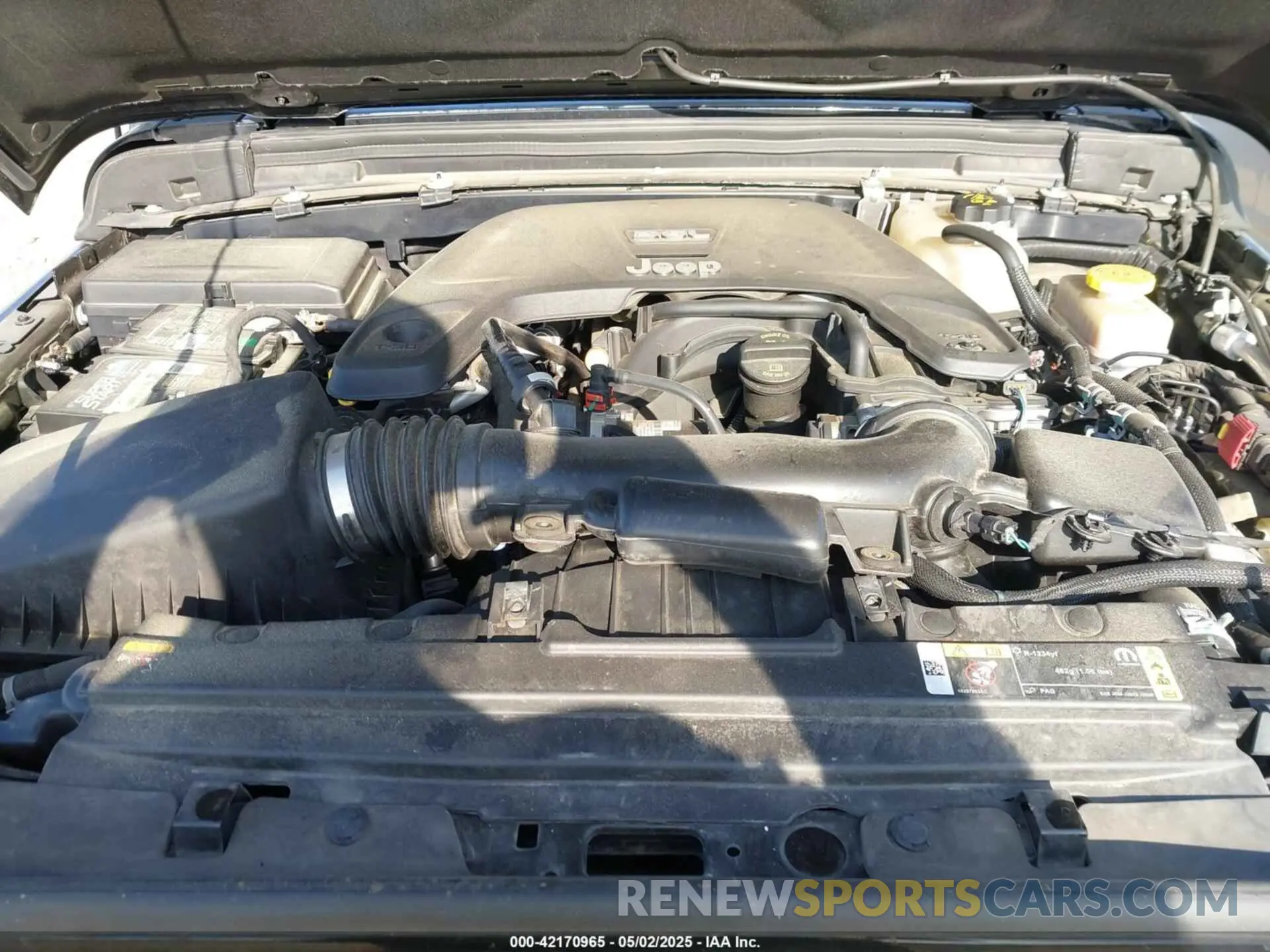 10 Photograph of a damaged car 1C4HJXAG6MW744998 JEEP WRANGLER 2021