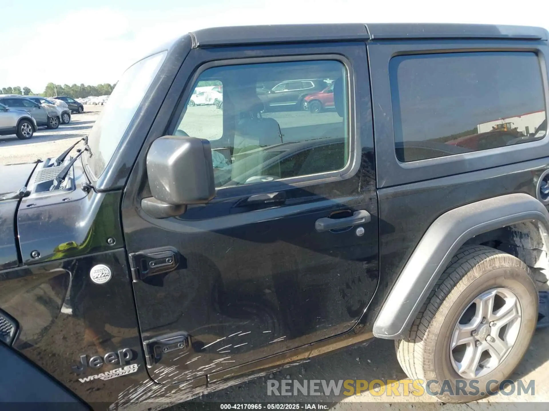 14 Photograph of a damaged car 1C4HJXAG6MW744998 JEEP WRANGLER 2021