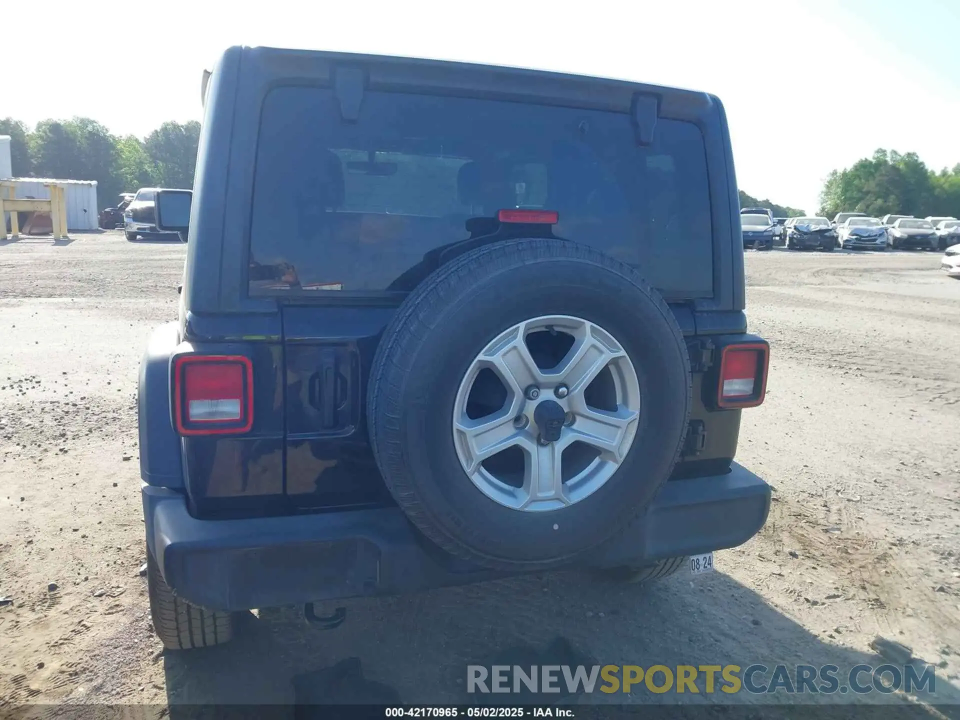 16 Photograph of a damaged car 1C4HJXAG6MW744998 JEEP WRANGLER 2021