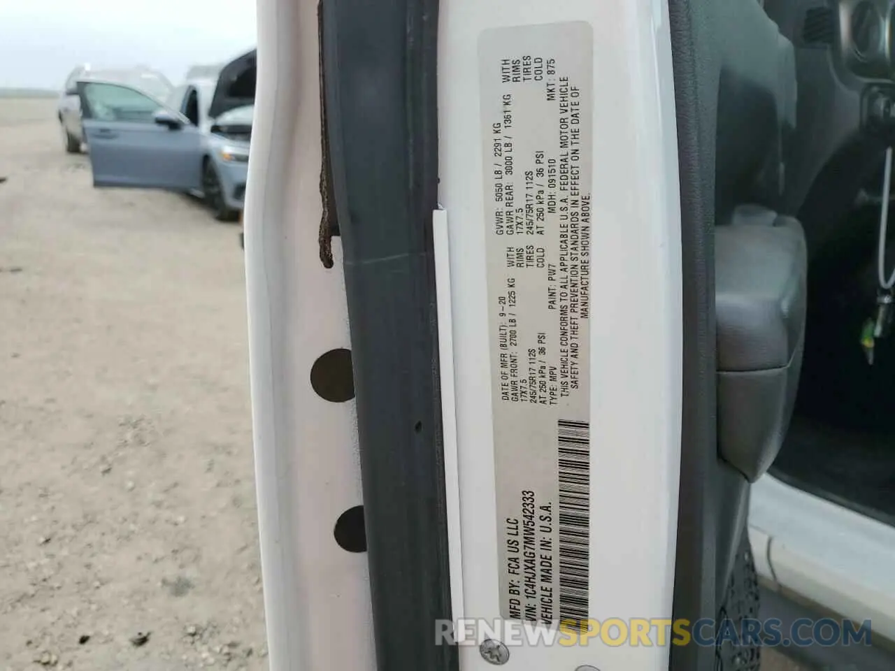 13 Photograph of a damaged car 1C4HJXAG7MW542333 JEEP WRANGLER 2021