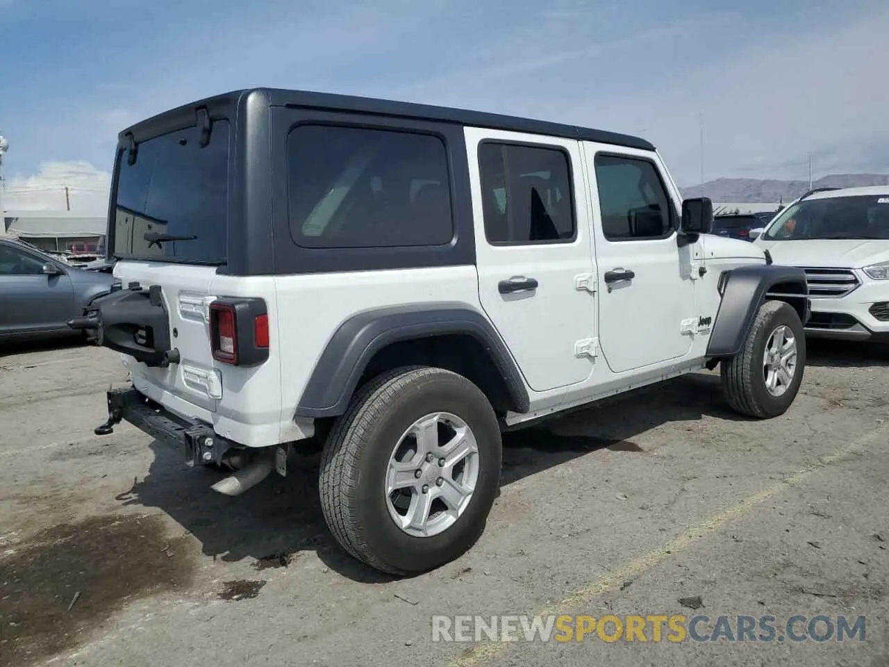 3 Photograph of a damaged car 1C4HJXDG1MW815830 JEEP WRANGLER 2021