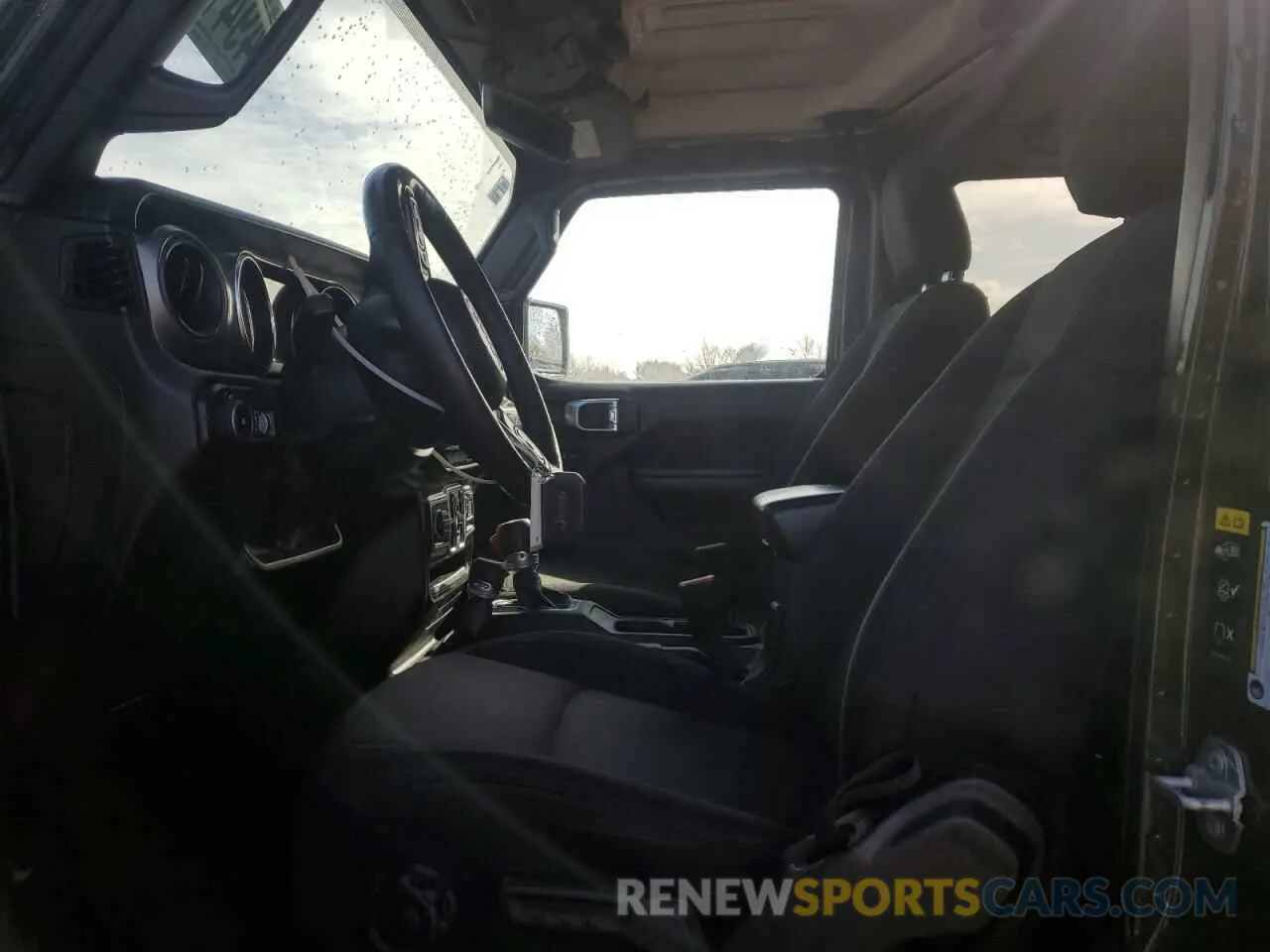 7 Фотография поврежденного автомобиля 1C4HJXDN0MW701915 JEEP WRANGLER 2021