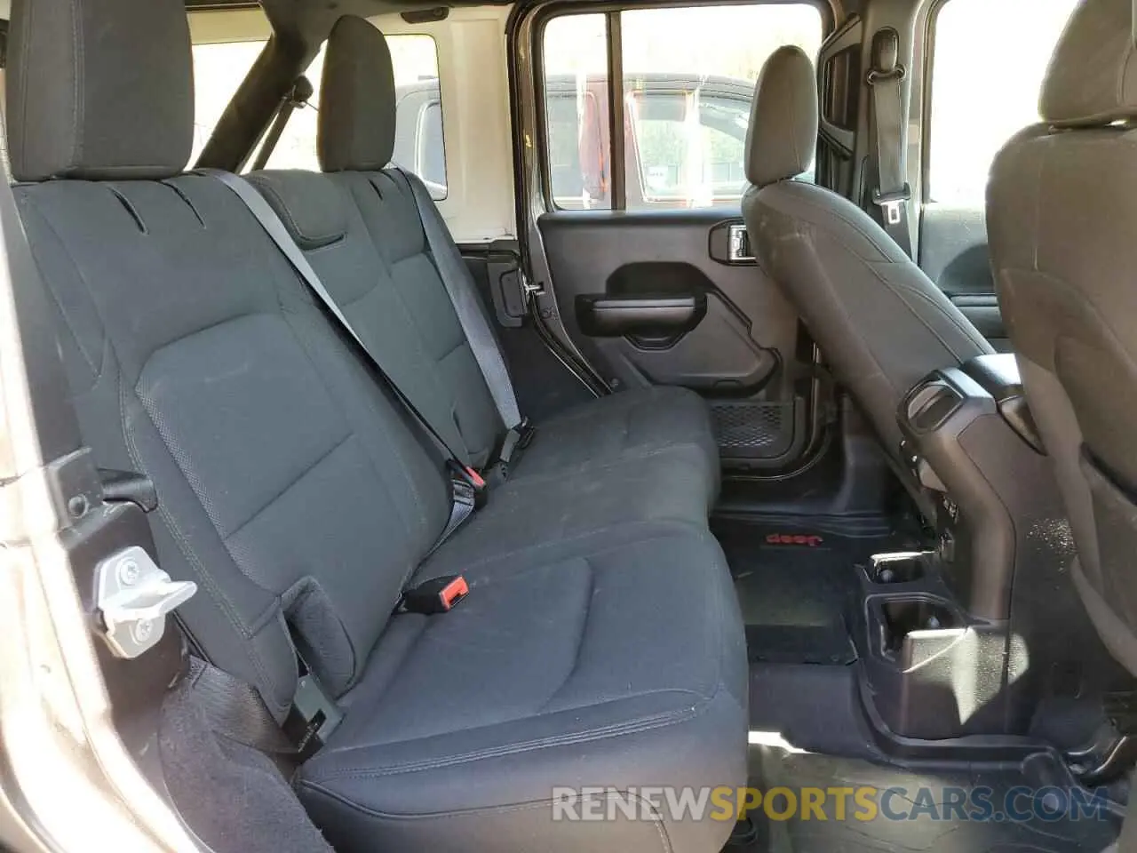 11 Фотография поврежденного автомобиля 1C4HJXDN0MW792927 JEEP WRANGLER 2021