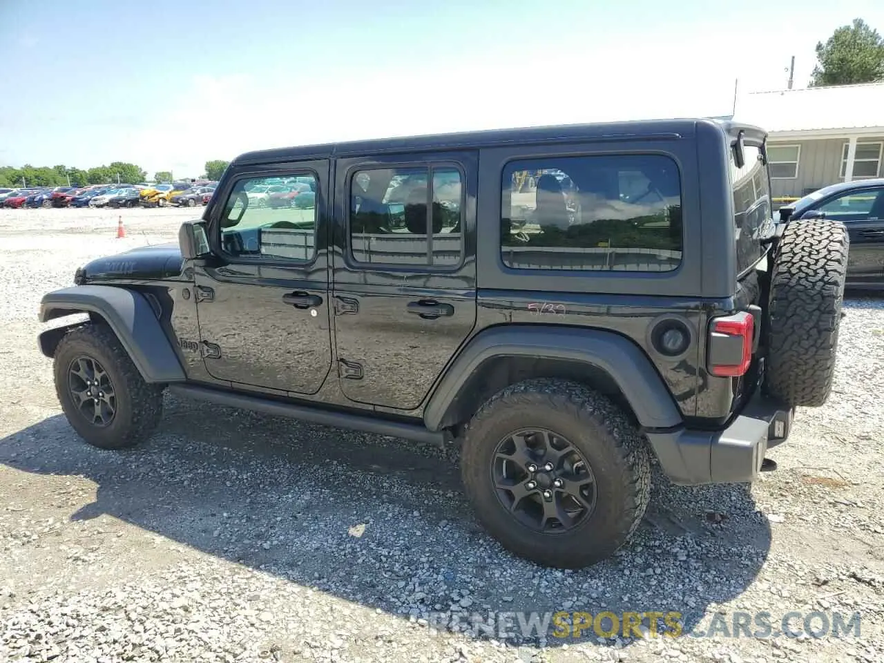 2 Фотография поврежденного автомобиля 1C4HJXDN1MW584099 JEEP WRANGLER 2021
