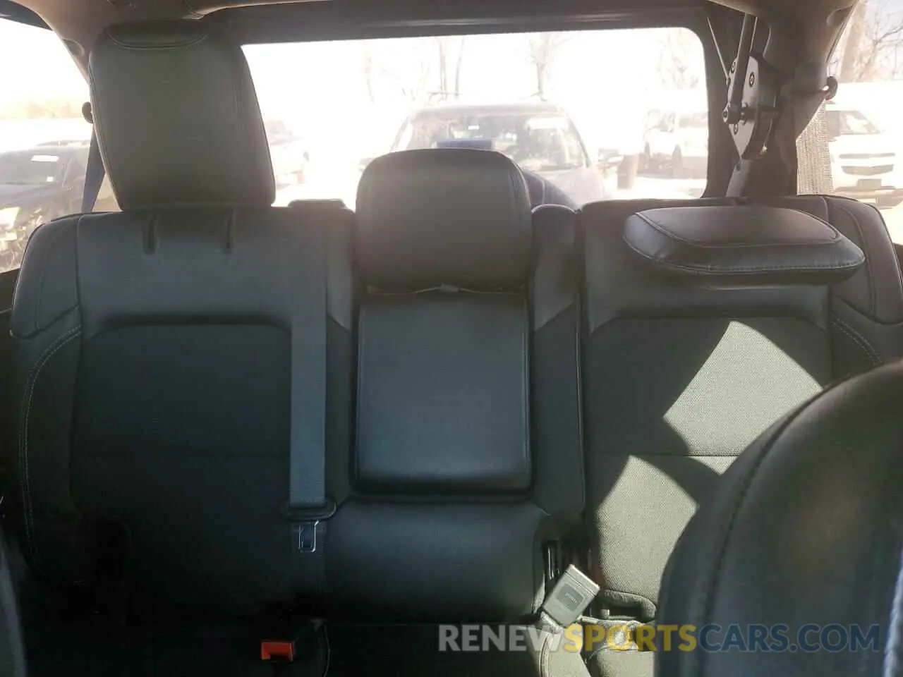 10 Photograph of a damaged car 1C4HJXDN3MW741406 JEEP WRANGLER 2021