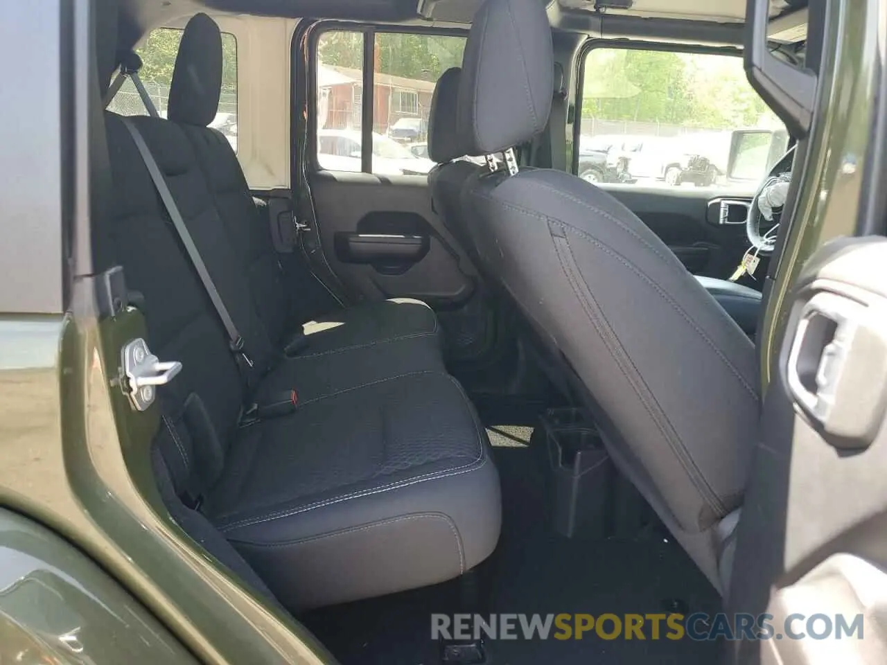 11 Photograph of a damaged car 1C4HJXDN5MW549694 JEEP WRANGLER 2021