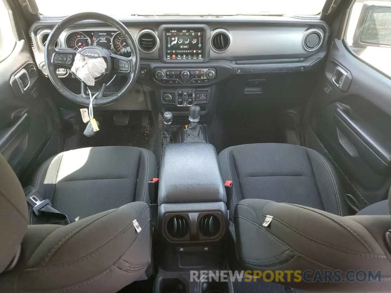 8 Photograph of a damaged car 1C4HJXDN5MW549694 JEEP WRANGLER 2021