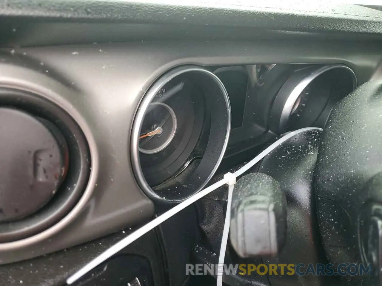 9 Фотография поврежденного автомобиля 1C4HJXDN5MW630551 JEEP WRANGLER 2021