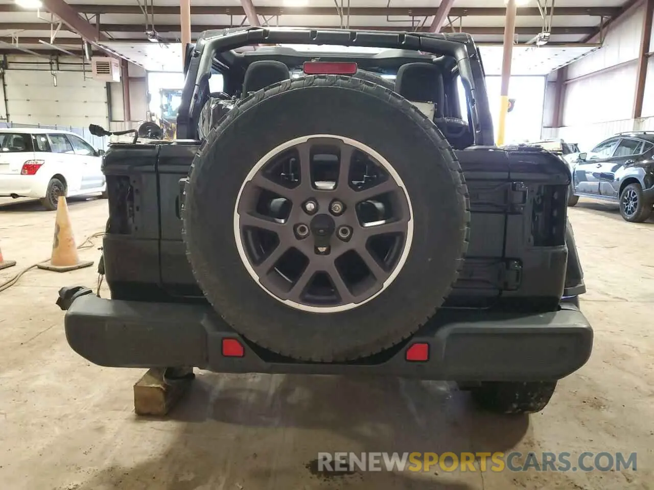 6 Photograph of a damaged car 1C4HJXDN6MW718492 JEEP WRANGLER 2021