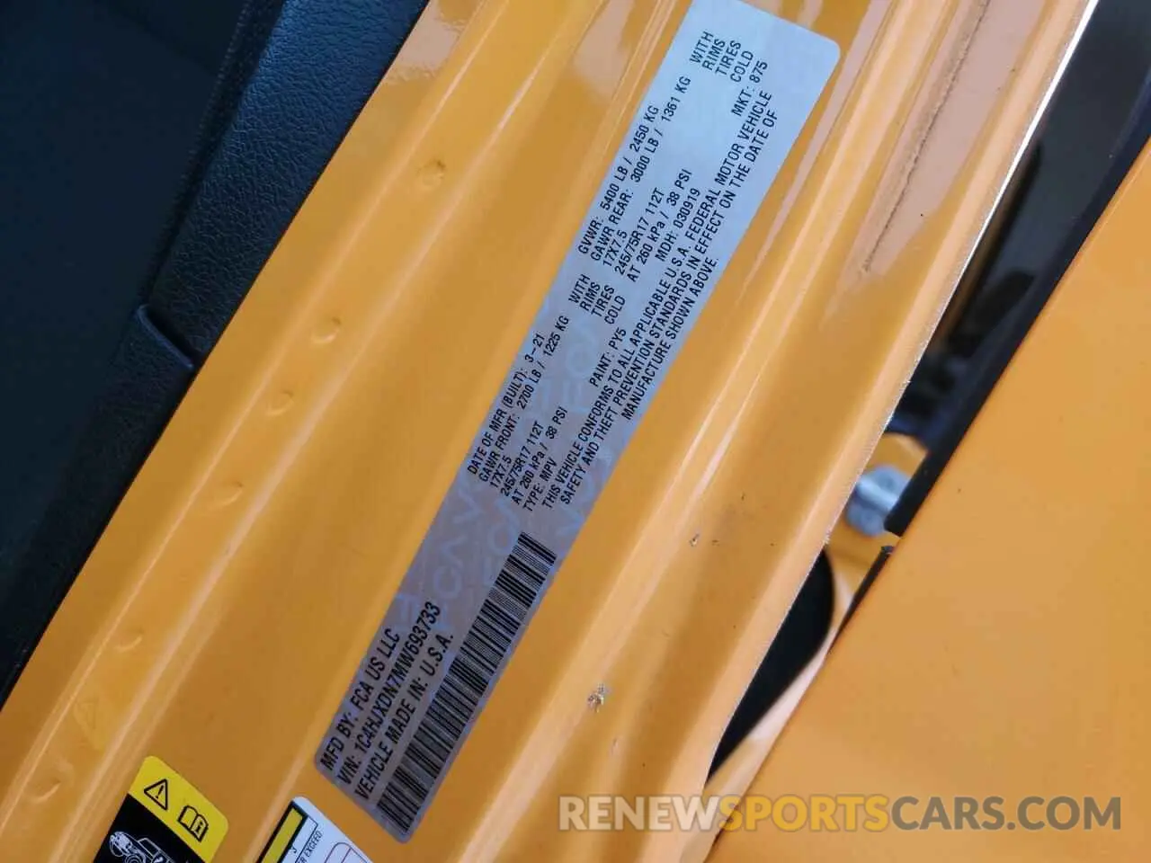 13 Photograph of a damaged car 1C4HJXDN7MW693733 JEEP WRANGLER 2021