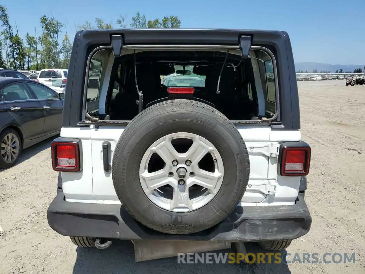 6 Photograph of a damaged car 1C4HJXDN8MW630768 JEEP WRANGLER 2021