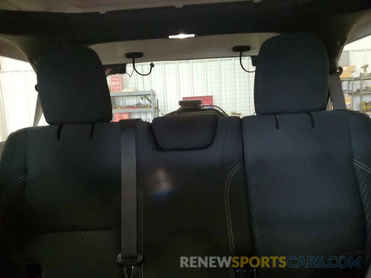 10 Photograph of a damaged car 1C4HJXDN9MW680787 JEEP WRANGLER 2021