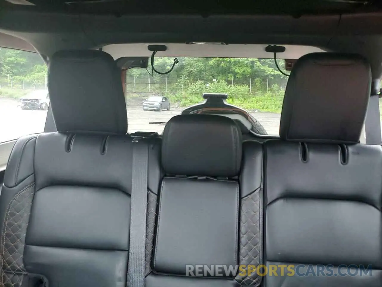 10 Photograph of a damaged car 1C4HJXEG6MW620675 JEEP WRANGLER 2021
