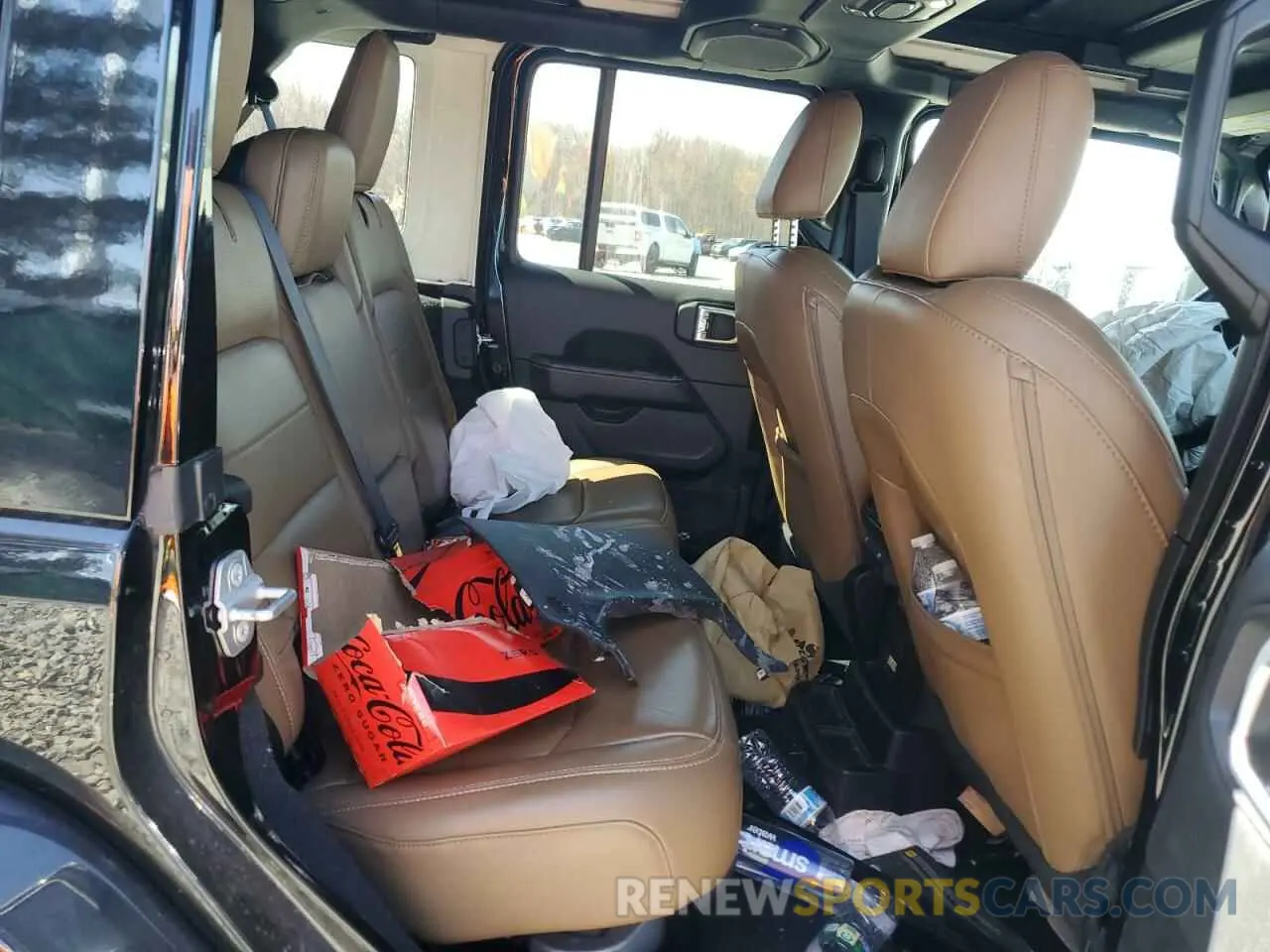 11 Photograph of a damaged car 1C4HJXEN0MW521302 JEEP WRANGLER 2021