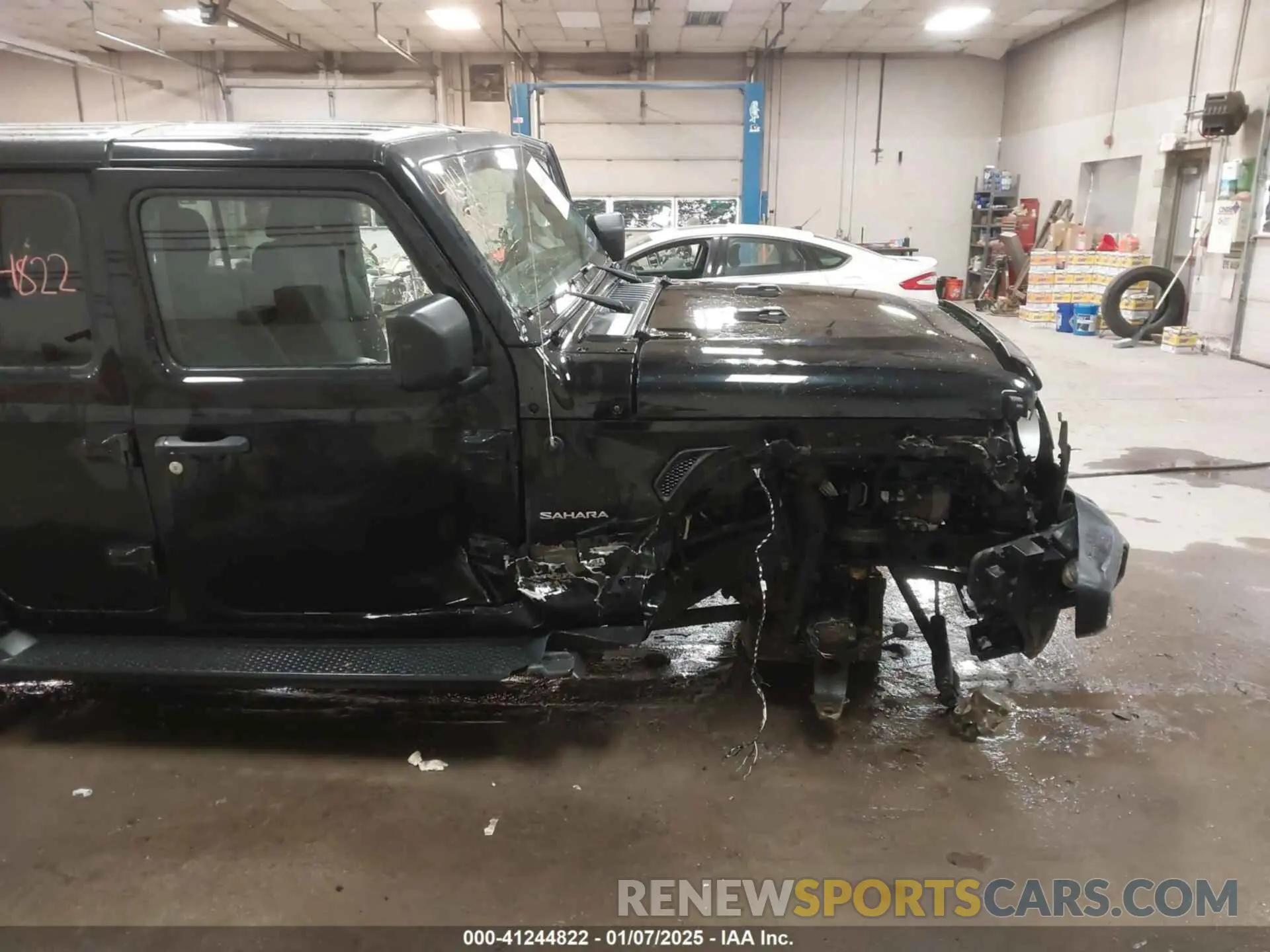 19 Photograph of a damaged car 1C4HJXEN4MW551838 JEEP WRANGLER 2021