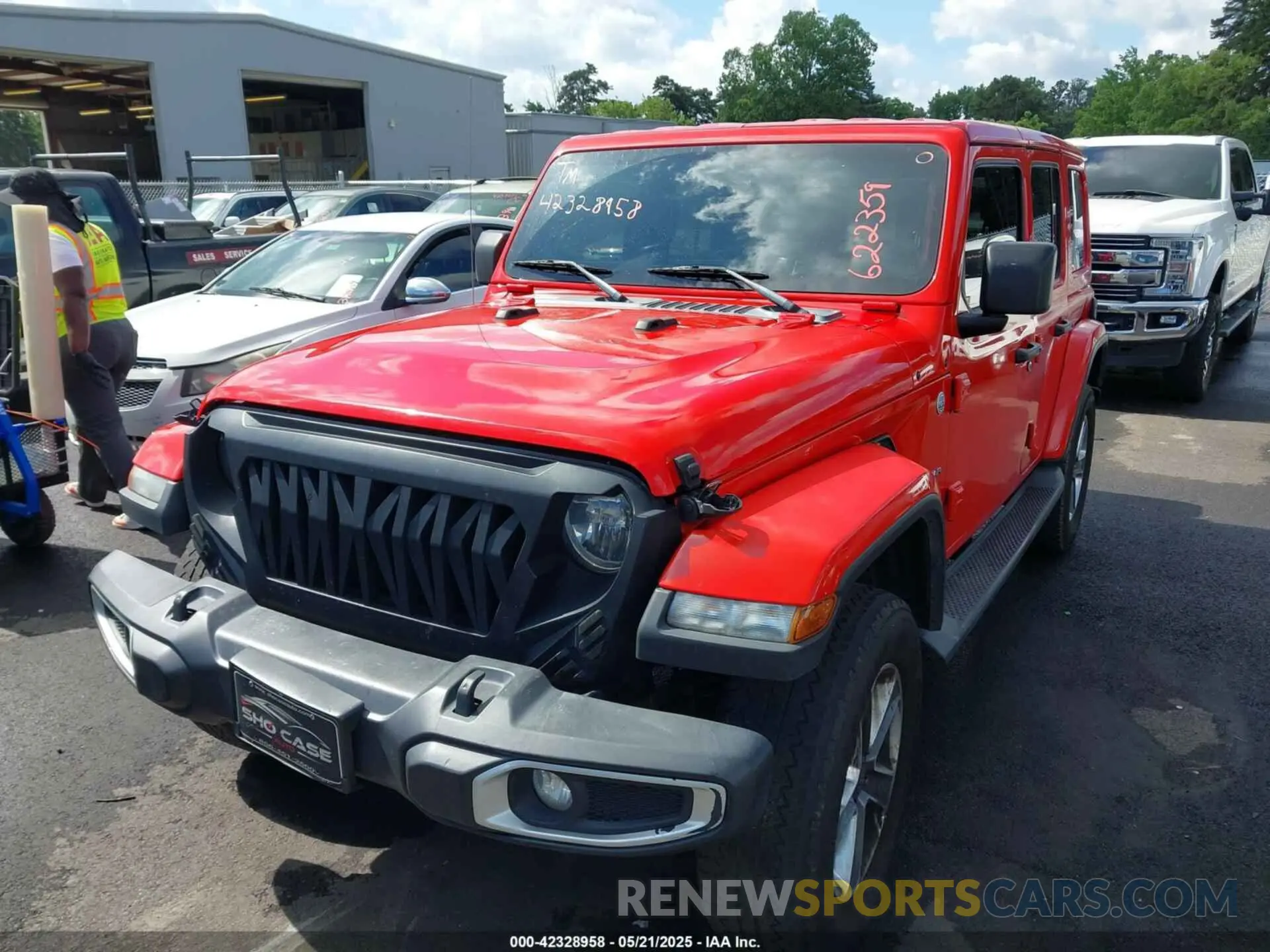 2 Photograph of a damaged car 1C4HJXEN8MW622359 JEEP WRANGLER 2021