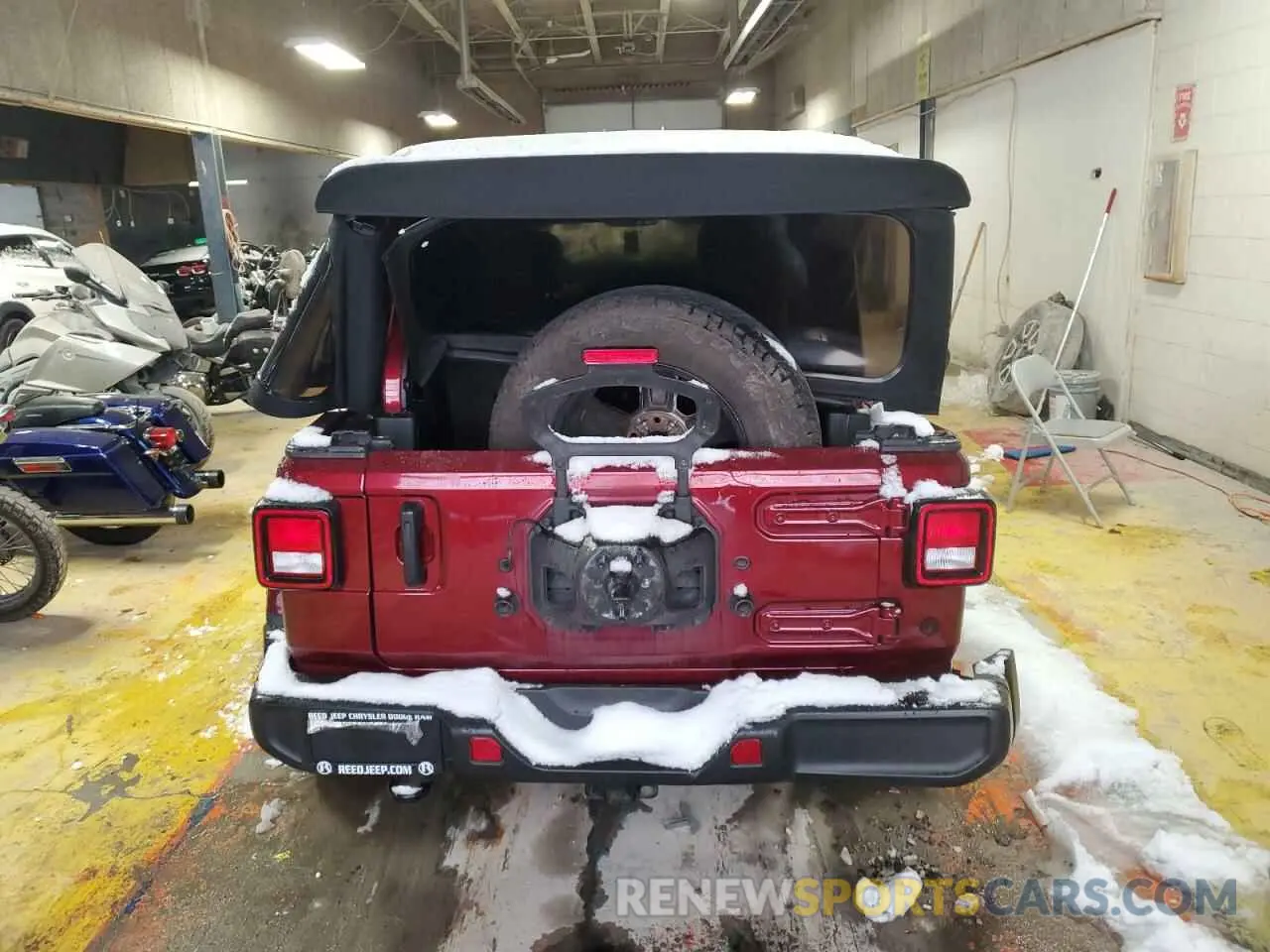 6 Photograph of a damaged car 1C4HJXENXMW608575 JEEP WRANGLER 2021
