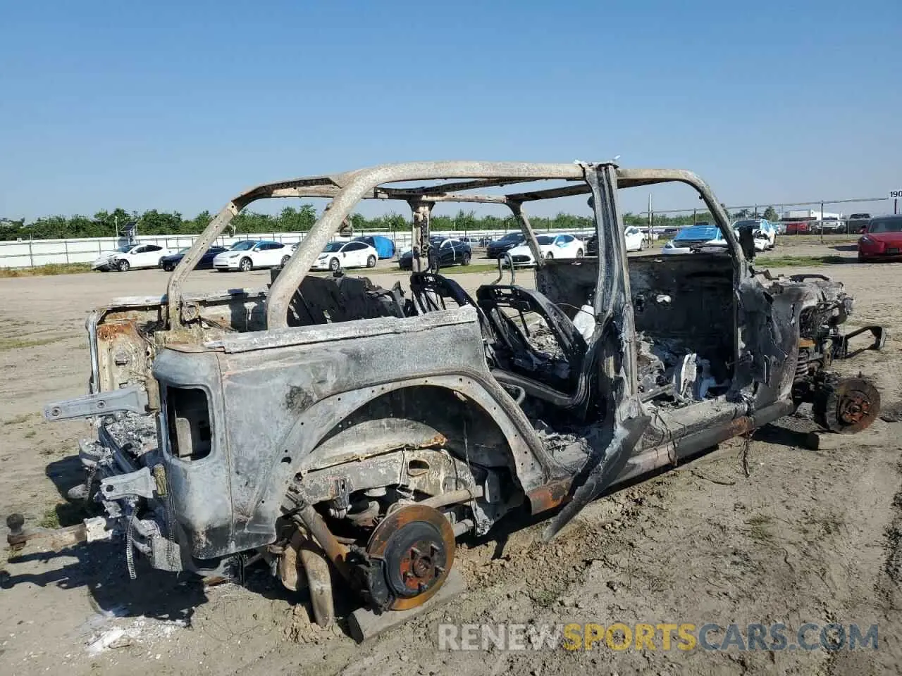 3 Фотография поврежденного автомобиля 1C4HJXFN1MW744432 JEEP WRANGLER 2021