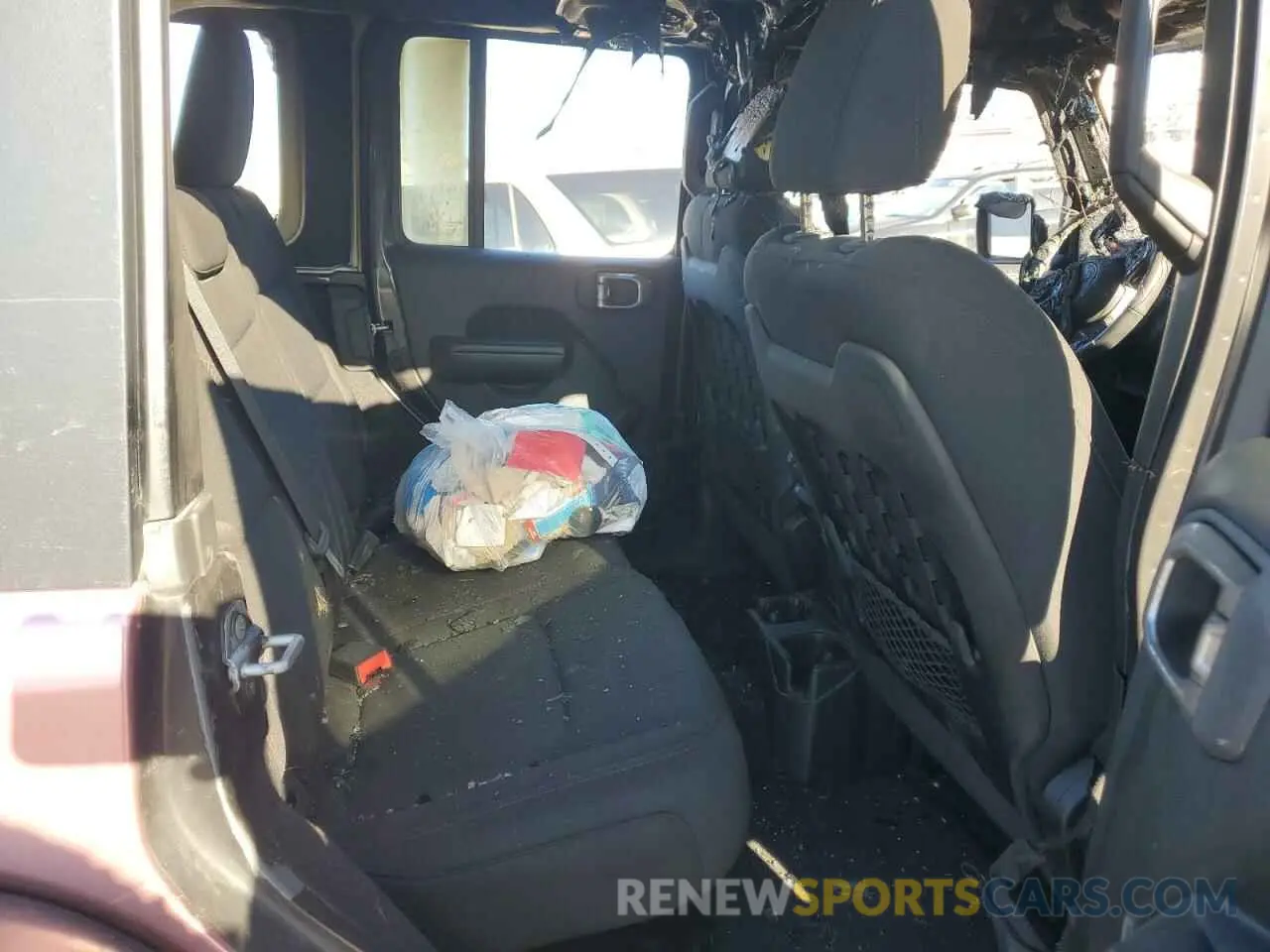 11 Photograph of a damaged car 1C4HJXFN5MW513999 JEEP WRANGLER 2021