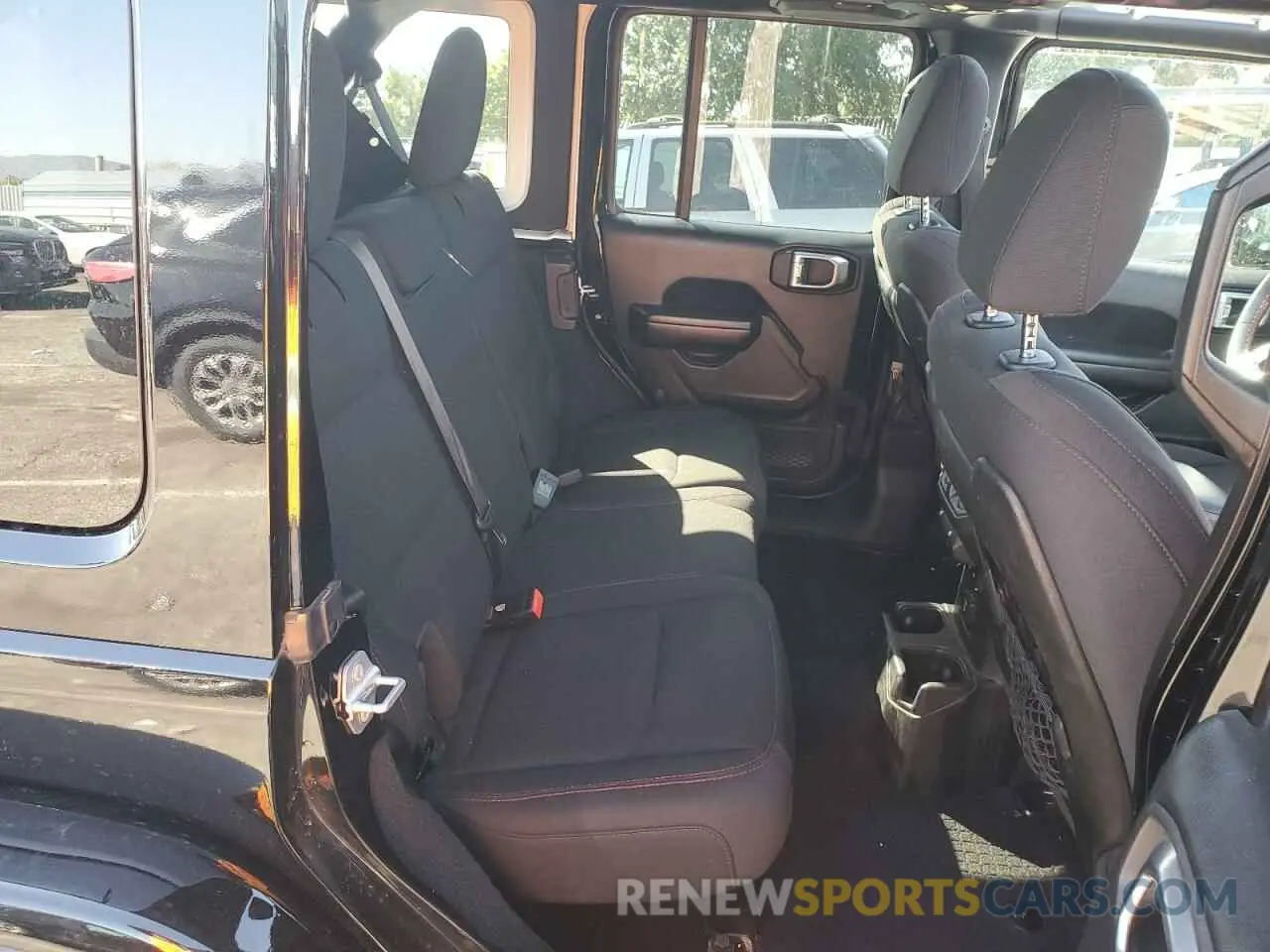 12 Фотография поврежденного автомобиля 1C4JJXFM0MW528029 JEEP WRANGLER 2021