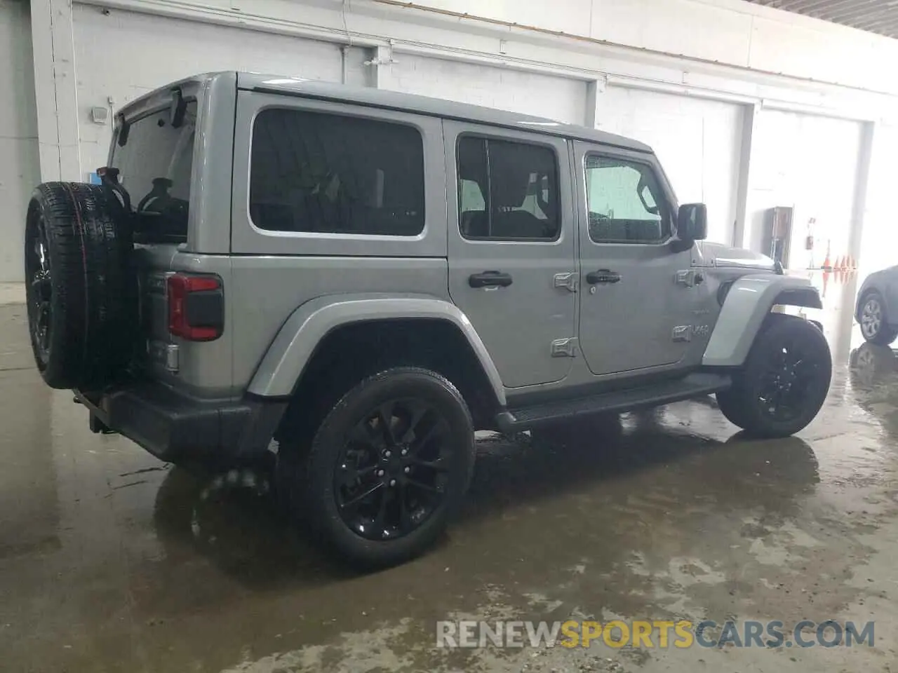 3 Photograph of a damaged car 1C4JJXP65MW682462 JEEP WRANGLER 2021