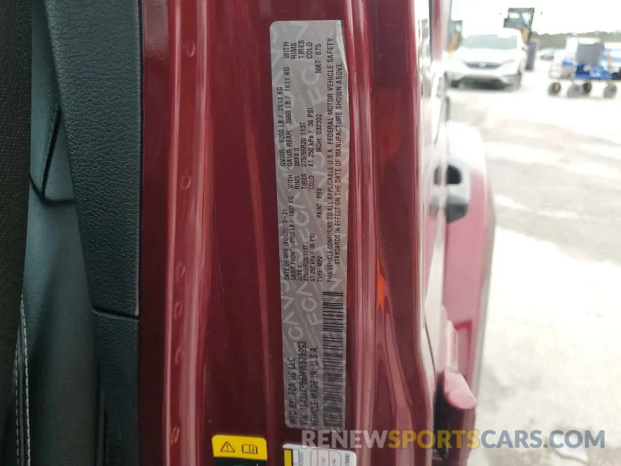 13 Photograph of a damaged car 1C4JJXP66MW676993 JEEP WRANGLER 2021