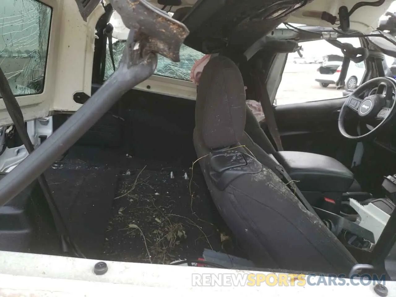 10 Photograph of a damaged car 1C4GJXAG3NW151208 JEEP WRANGLER 2022