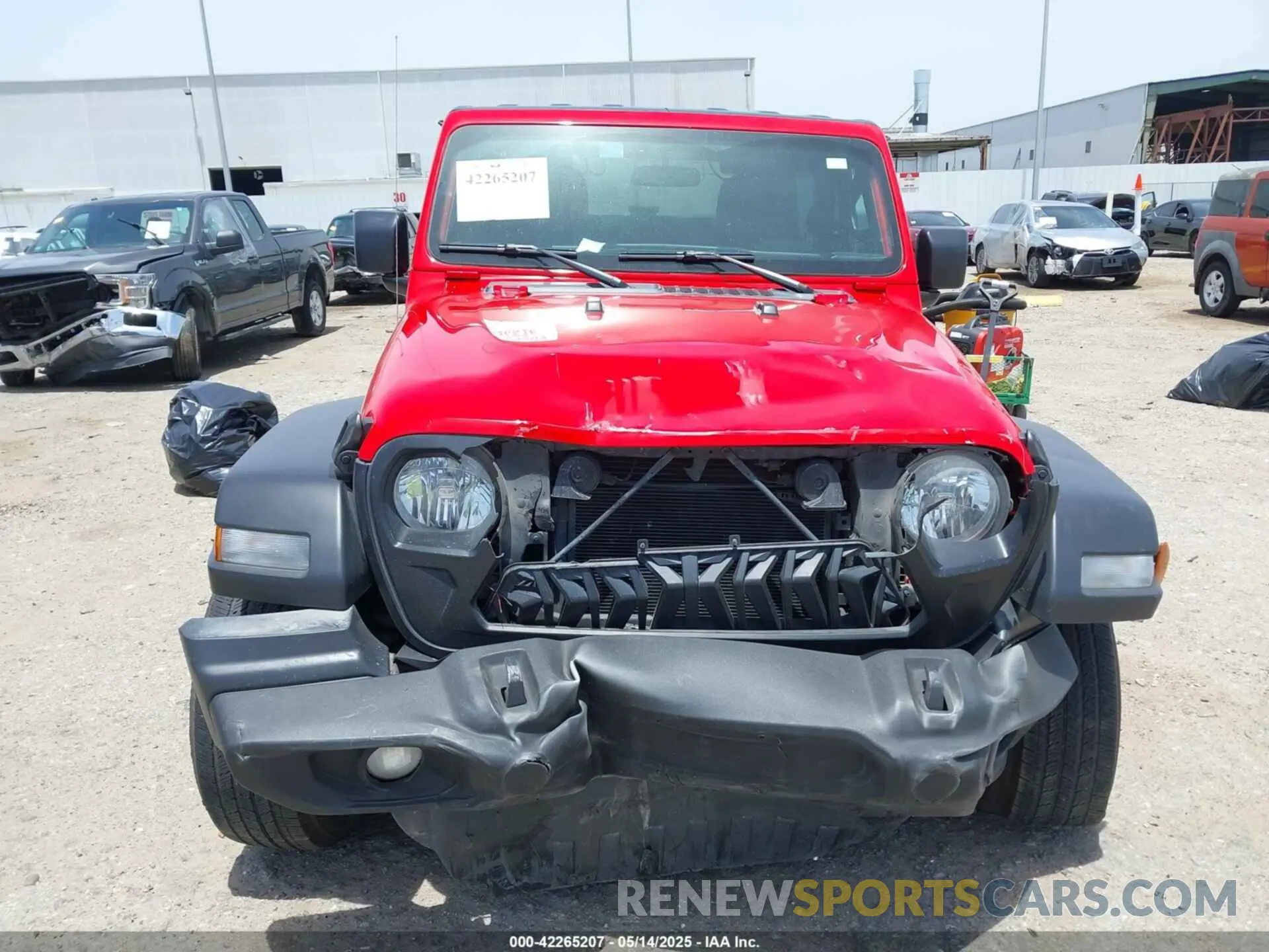 12 Photograph of a damaged car 1C4GJXAG3NW195967 JEEP WRANGLER 2022