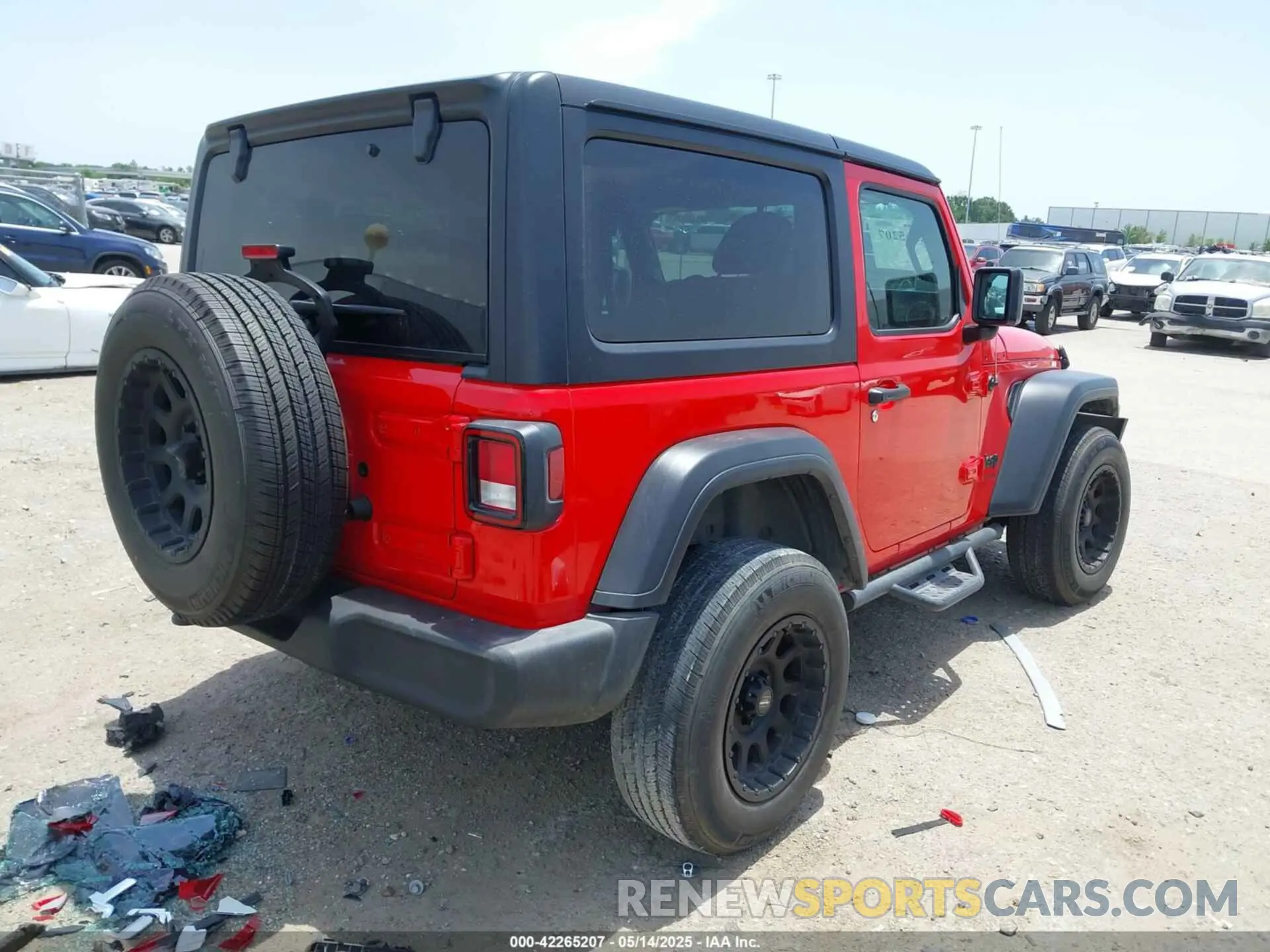 4 Photograph of a damaged car 1C4GJXAG3NW195967 JEEP WRANGLER 2022