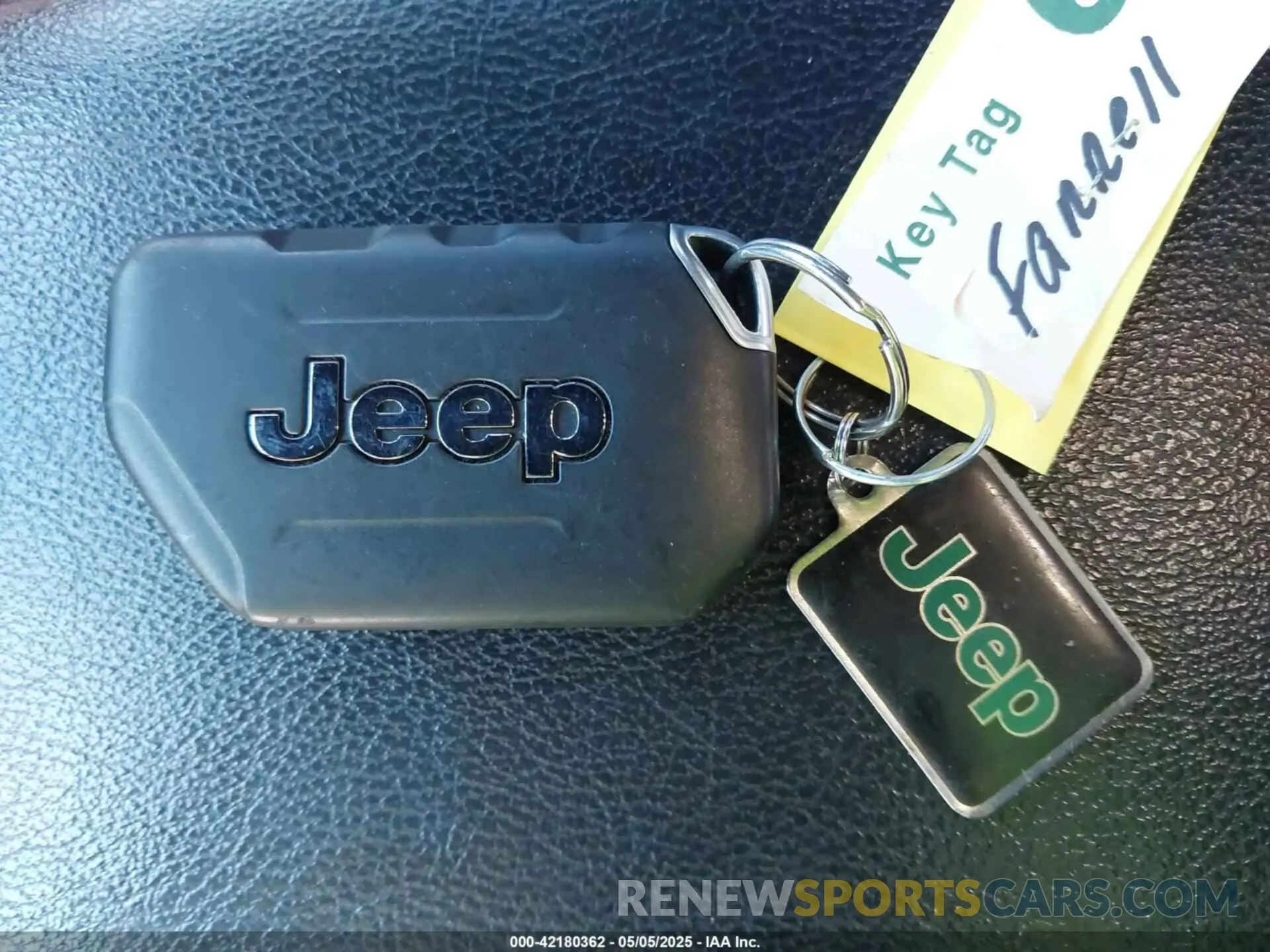11 Photograph of a damaged car 1C4GJXAG8NW224380 JEEP WRANGLER 2022