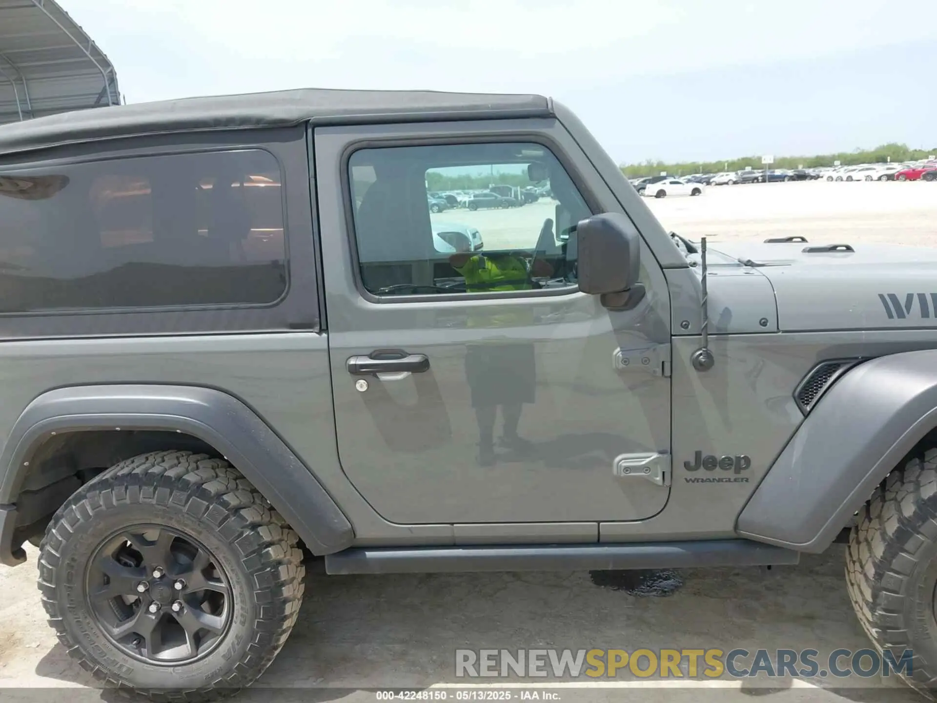 14 Photograph of a damaged car 1C4GJXAG8NW232480 JEEP WRANGLER 2022