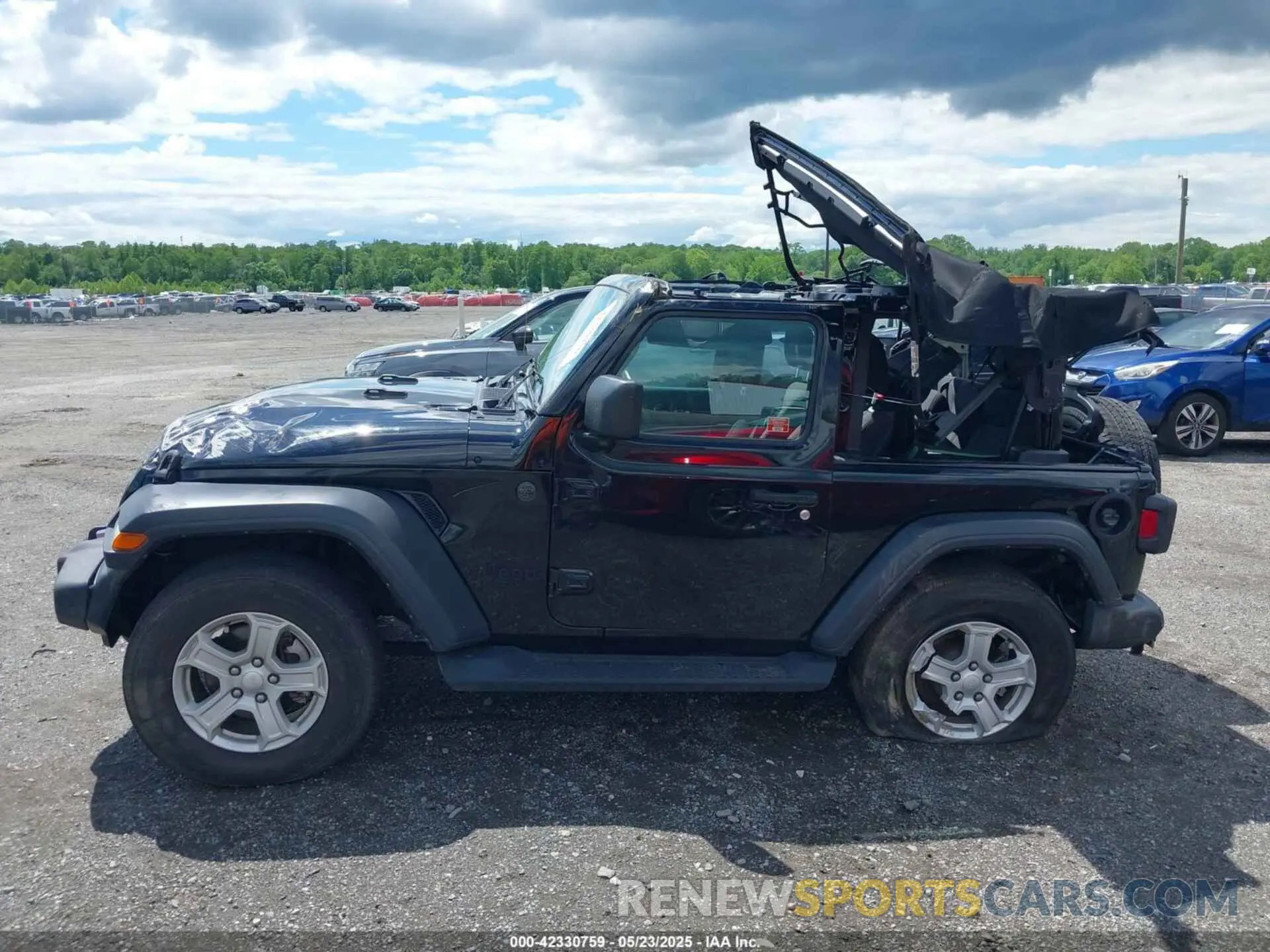13 Photograph of a damaged car 1C4GJXAN9NW145217 JEEP WRANGLER 2022