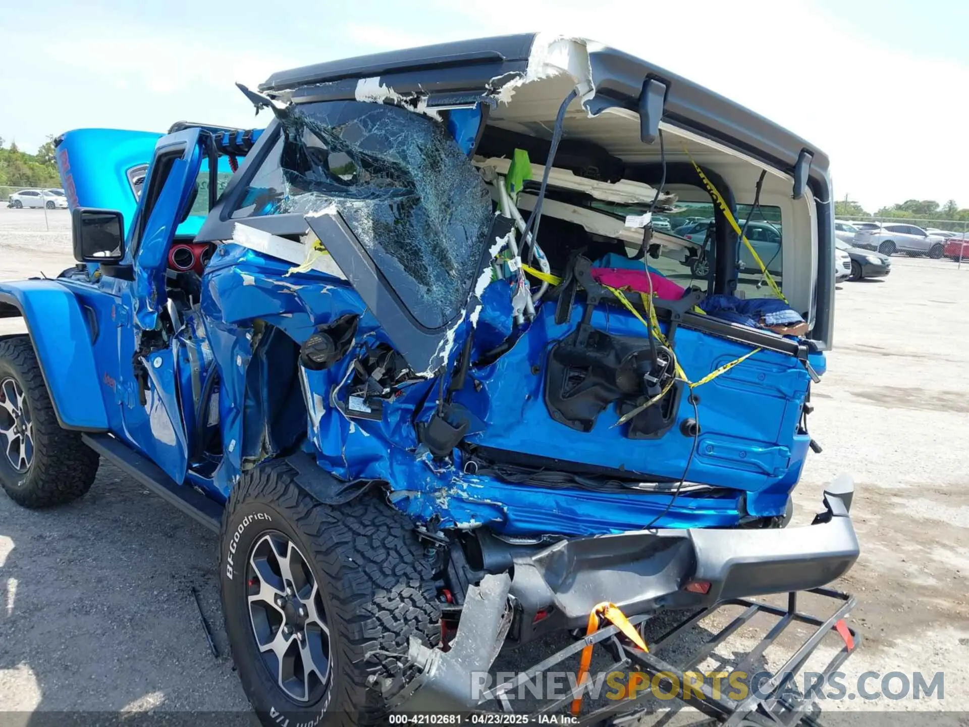 6 Фотография поврежденного автомобиля 1C4HJXCN5NW185442 JEEP WRANGLER 2022