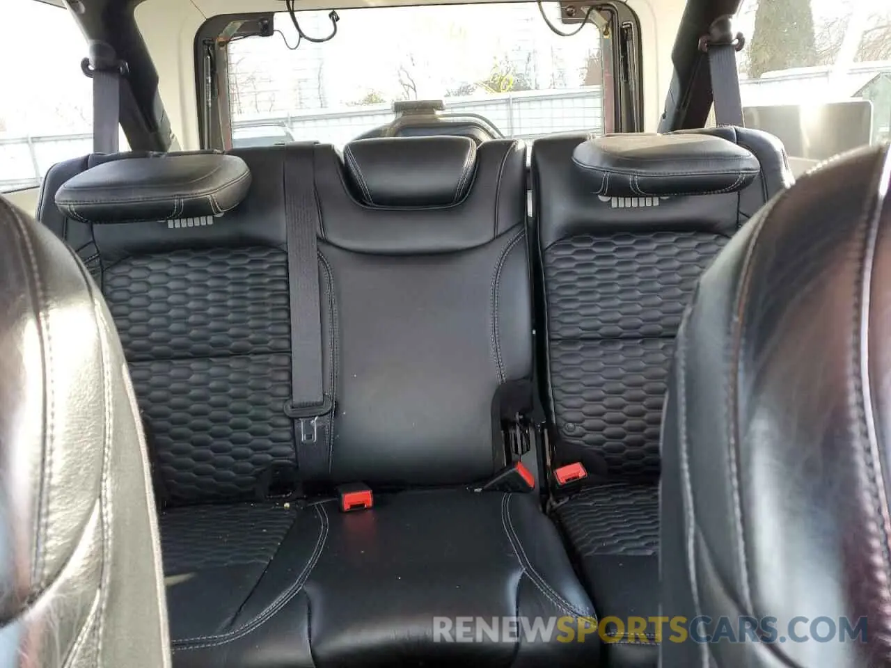 10 Фотография поврежденного автомобиля 1C4HJXDG3NW249168 JEEP WRANGLER 2022