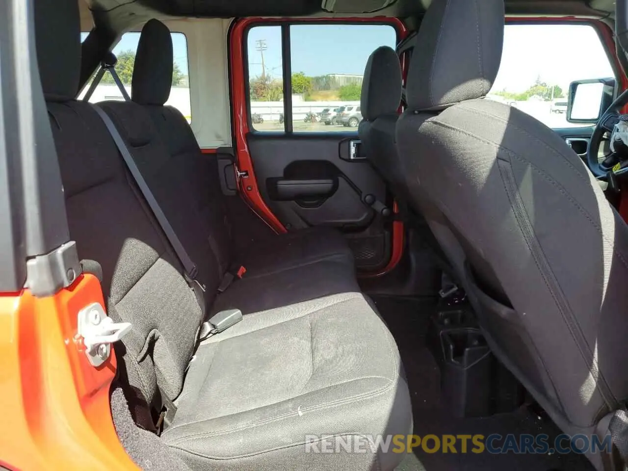 10 Фотография поврежденного автомобиля 1C4HJXDGXNW141744 JEEP WRANGLER 2022